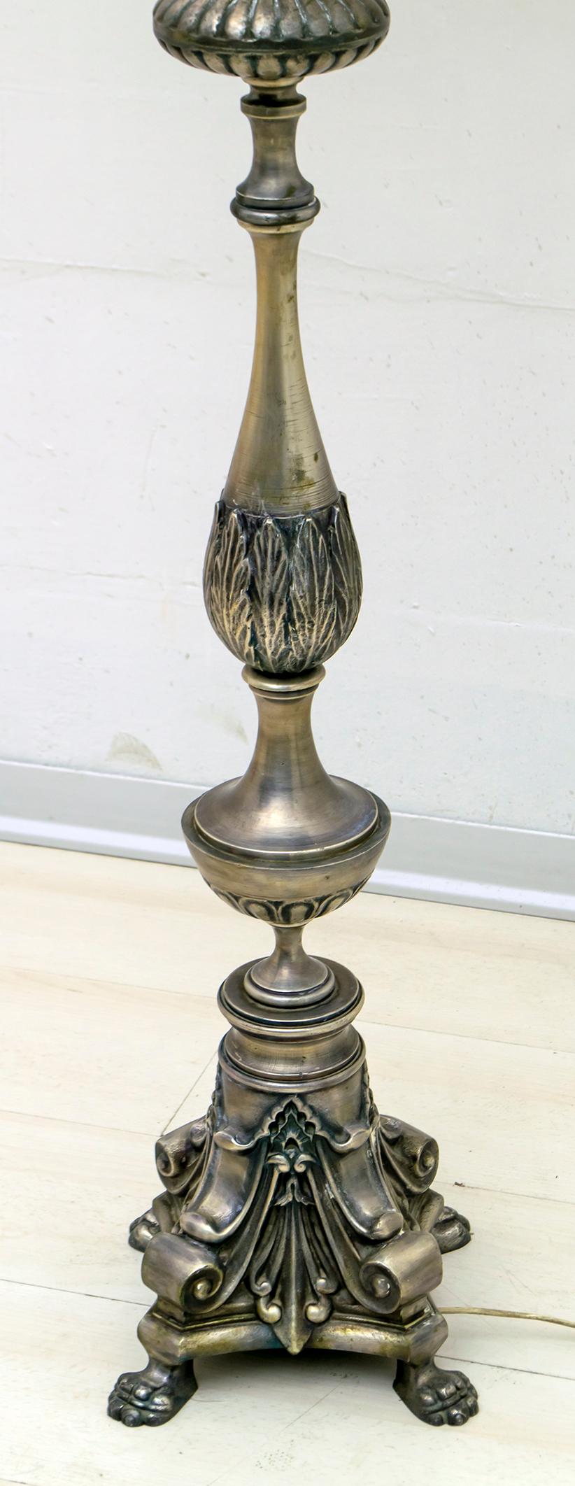 Mid-Century Modern Italian Silver Plated Brass Floor Lamp, 1950s In Good Condition For Sale In Puglia, Puglia