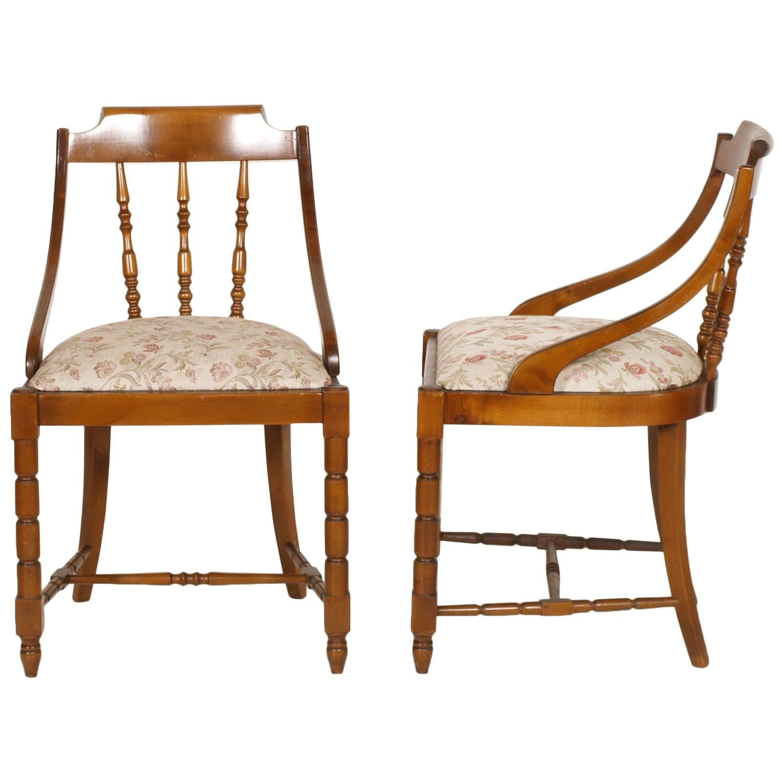 20th Century Mid-Century Modern Italian Six Gondola Dinner Chairs Walnut, Original Upholstery For Sale