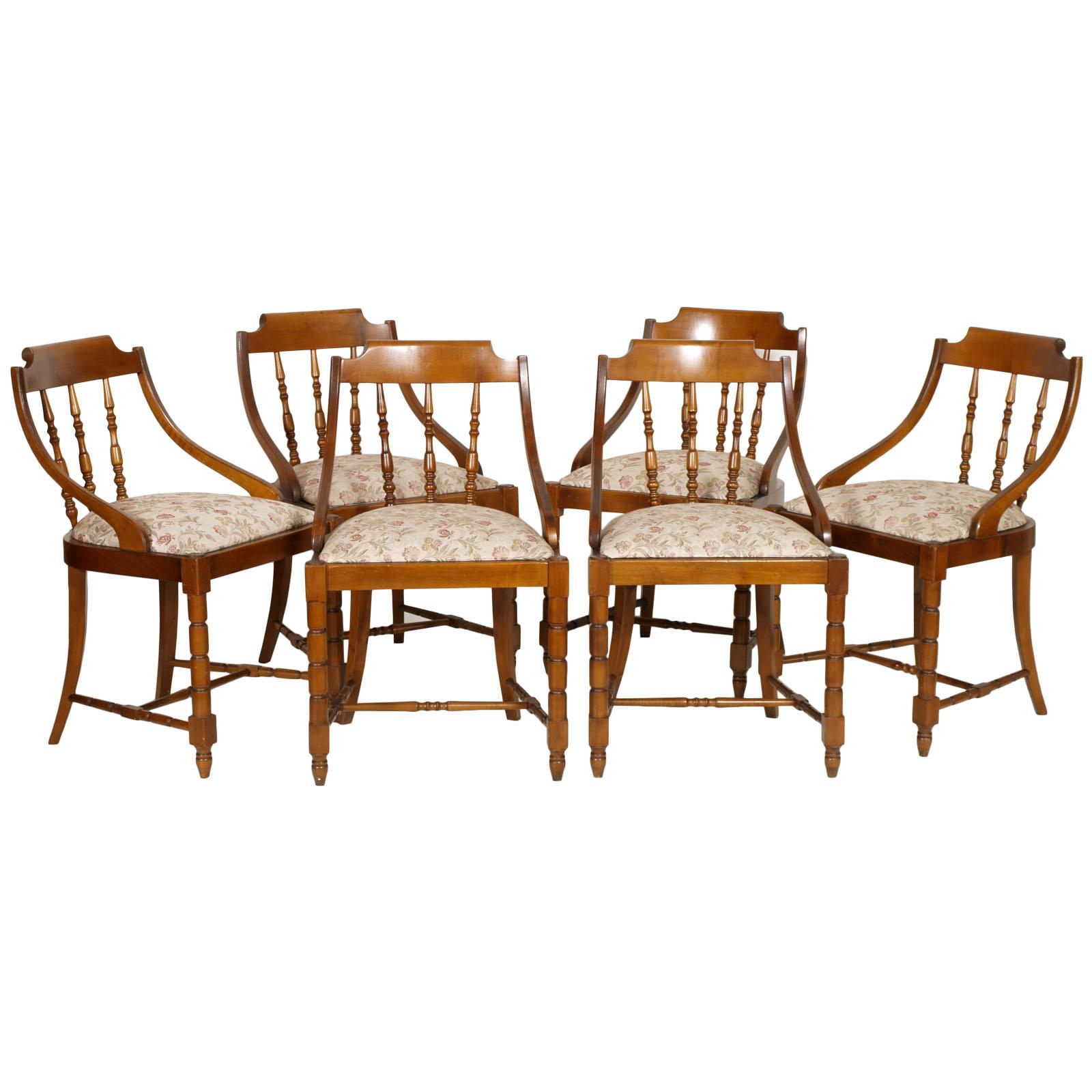 Mid-Century Modern Italian Six Gondola Dinner Chairs Walnut, Original Upholstery For Sale