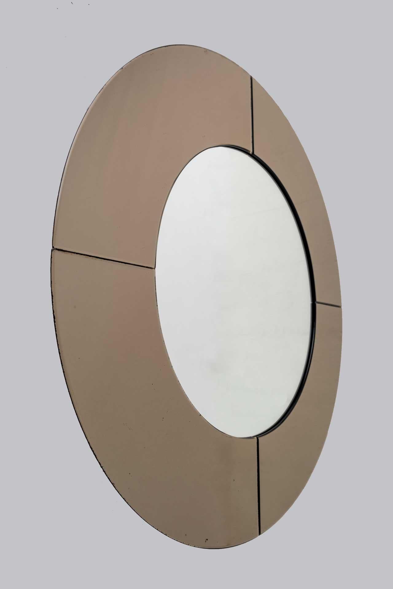 Mid-Century Modern Italian Smoked Round Large Mirror, 1970s In Good Condition For Sale In Puglia, Puglia