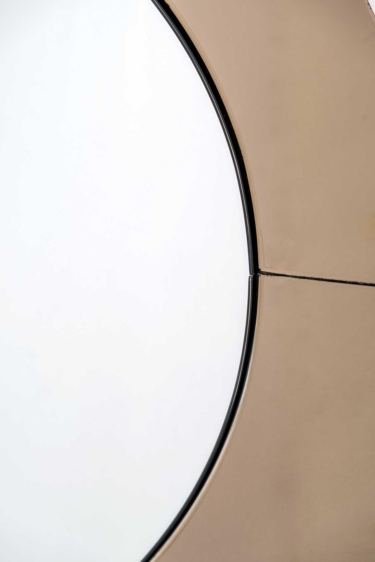 Moderner italienischer geräucherter runder großer Spiegel aus der Jahrhundertmitte, 1970er Jahre (Italienisch) im Angebot