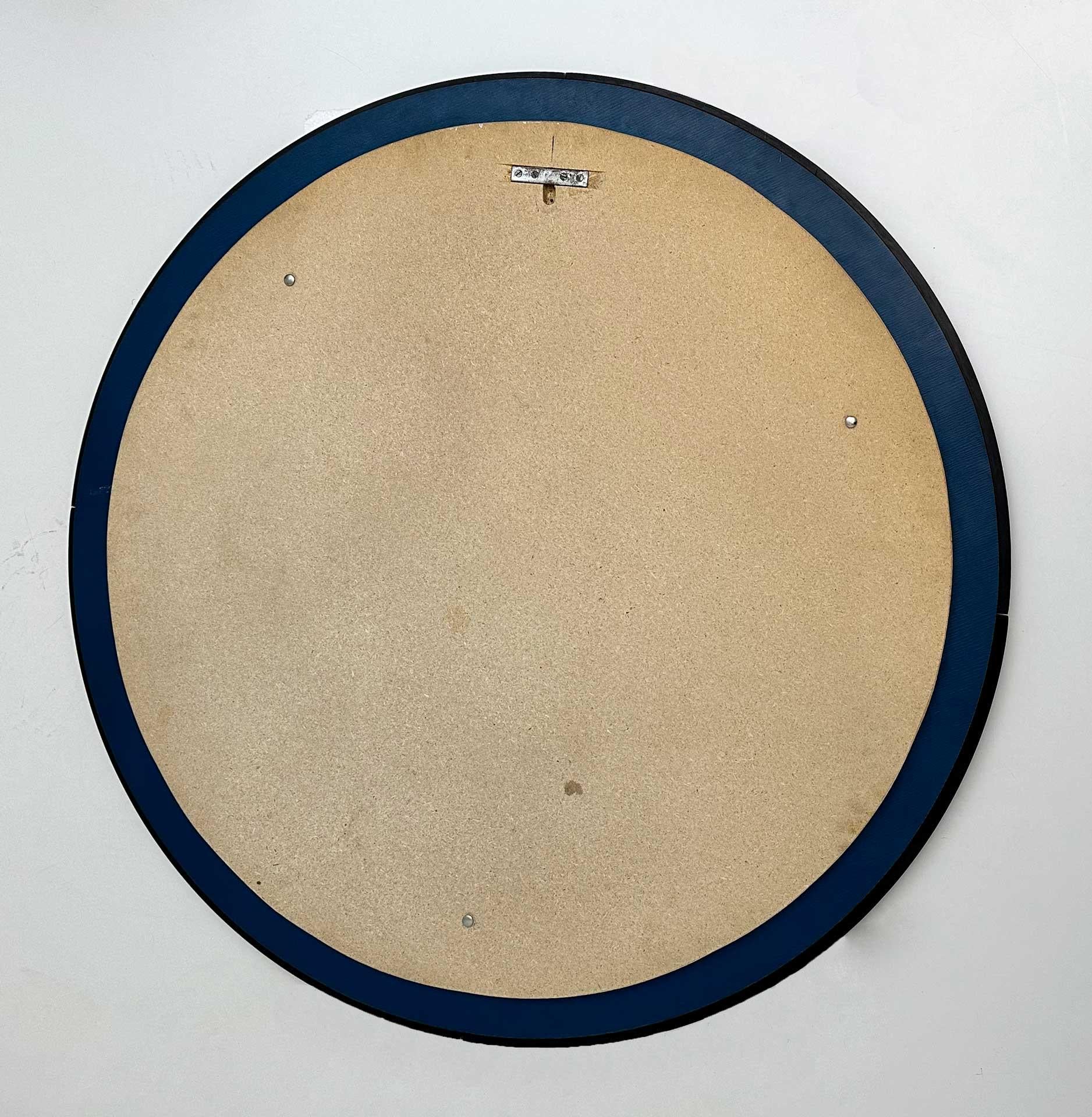 Mid-Century Modern Italian Smoked Round Large Mirror, 1970s For Sale 3