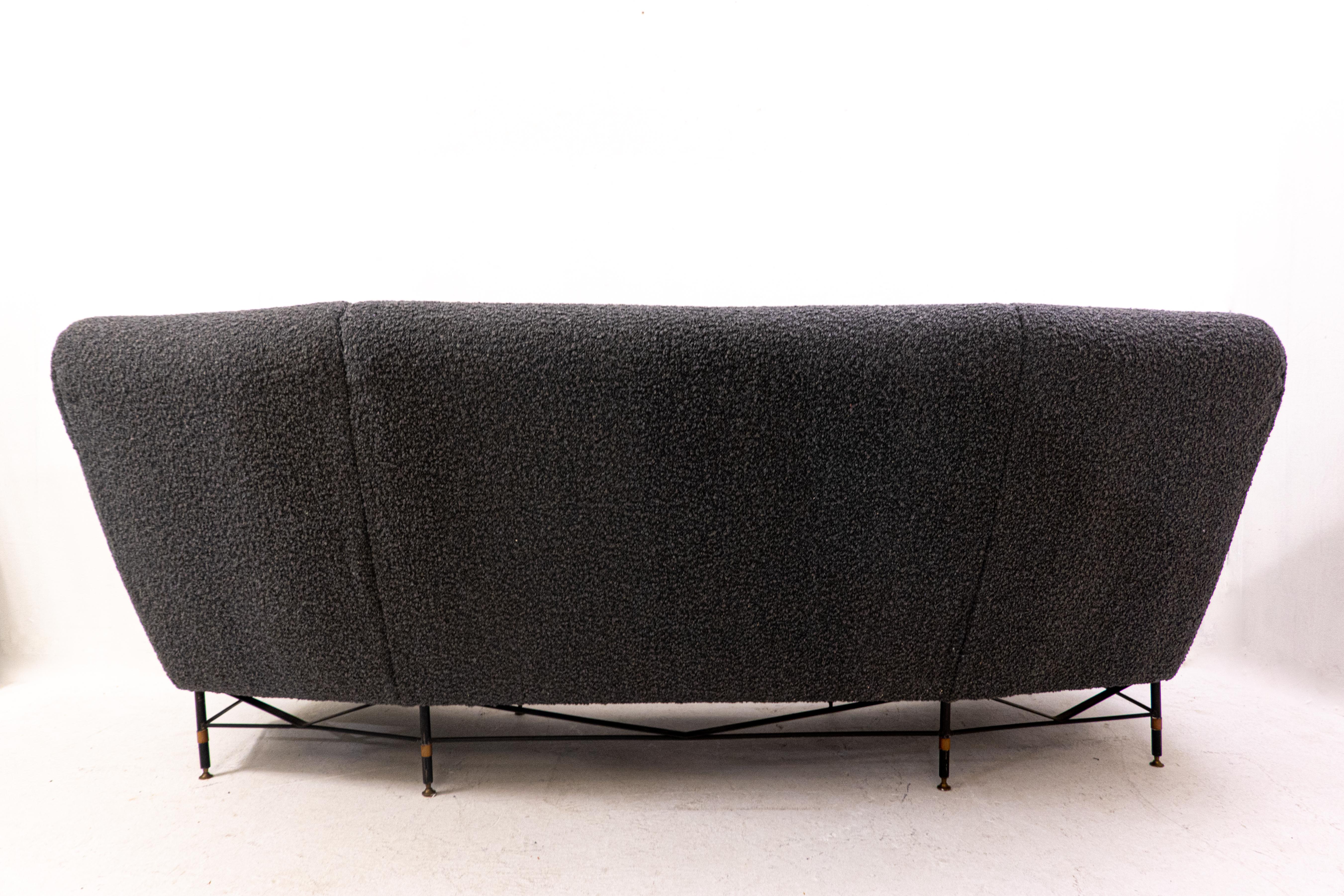 Mid-Century Modern Italian Sofa, 1950s, New Upholstery Black Bouclette For Sale 2