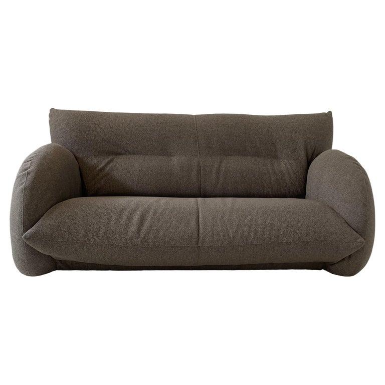 Modernes italienisches Sofa aus der Jahrhundertmitte, 1960er Jahre - Neue Polsterung (Italienisch) im Angebot