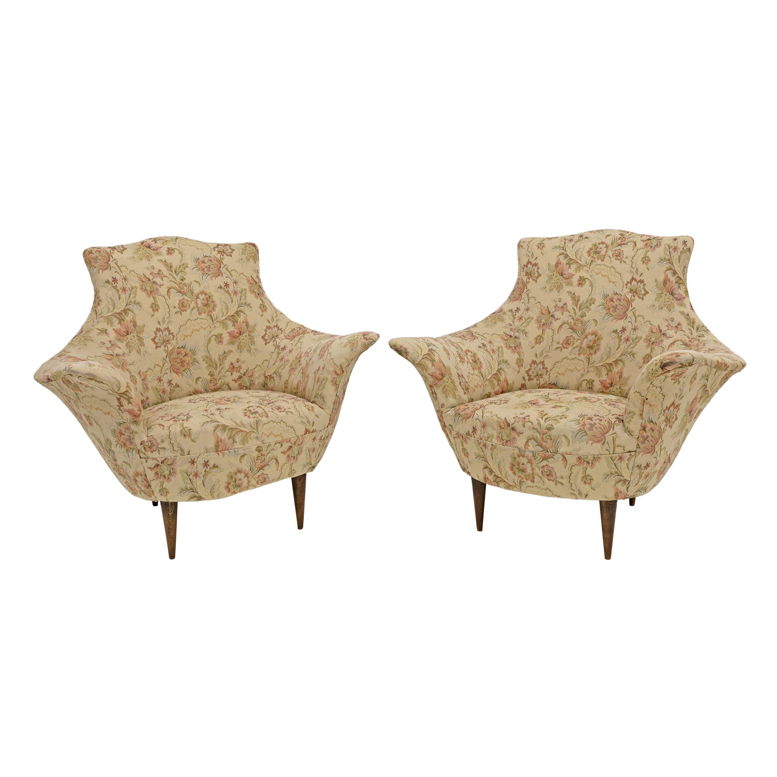 Mid-Century Modern Italian Sofa and Two Armchairs, Manta model, 1950s Bon état - En vente à Puglia, Puglia