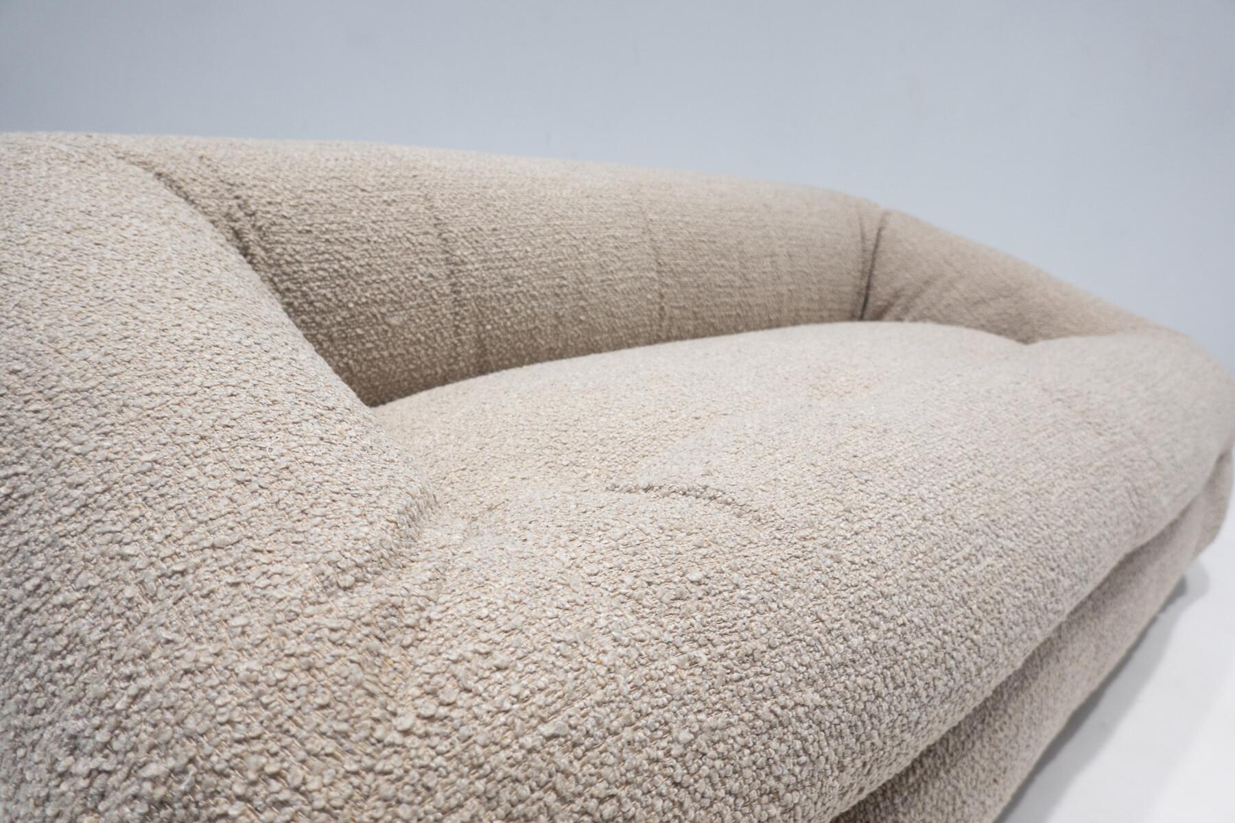Mid-Century Modern Italian Sofa, Beige Boucle Fabric, Italy, 1960s In Good Condition For Sale In Brussels, BE