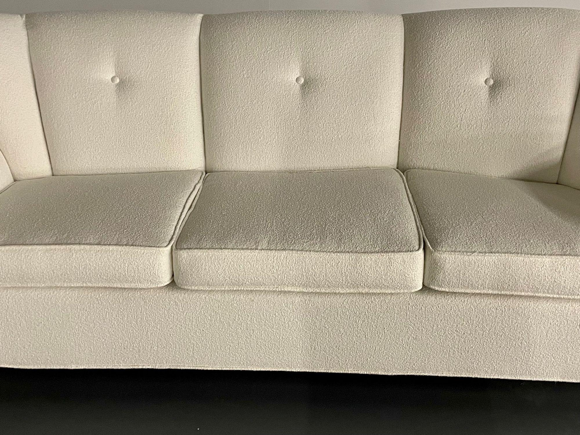 Guglielmo Ulrich, Mid-Century Modern, Three Seat Sofa, White Boucle, Wood, 1940s For Sale 3