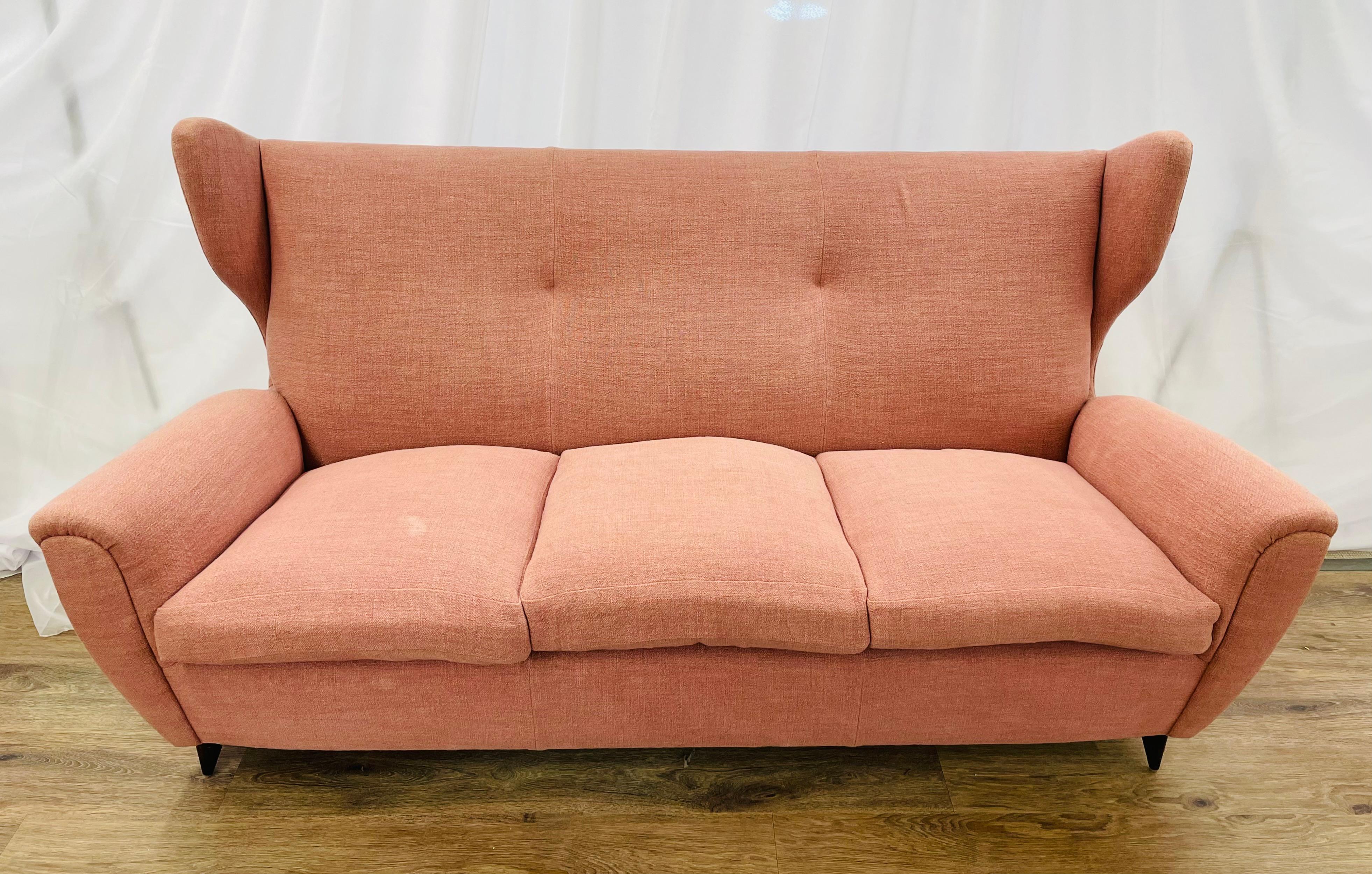 Italian Gio Ponti Style, Mid-Century Modern, Sofa, Pink Fabric, Walnut, Italy, 1970s