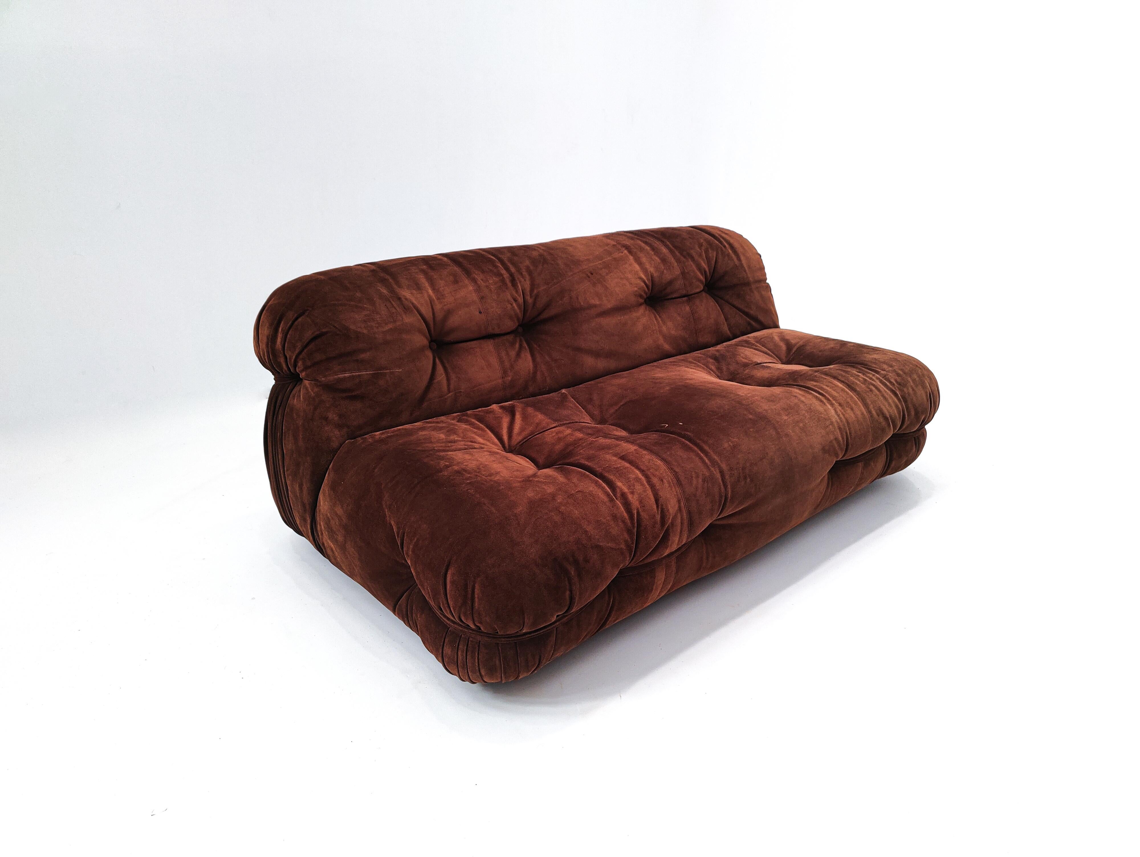 Mid-Century Modern Italian Sofa, Original Brown Velvet, 1970s.