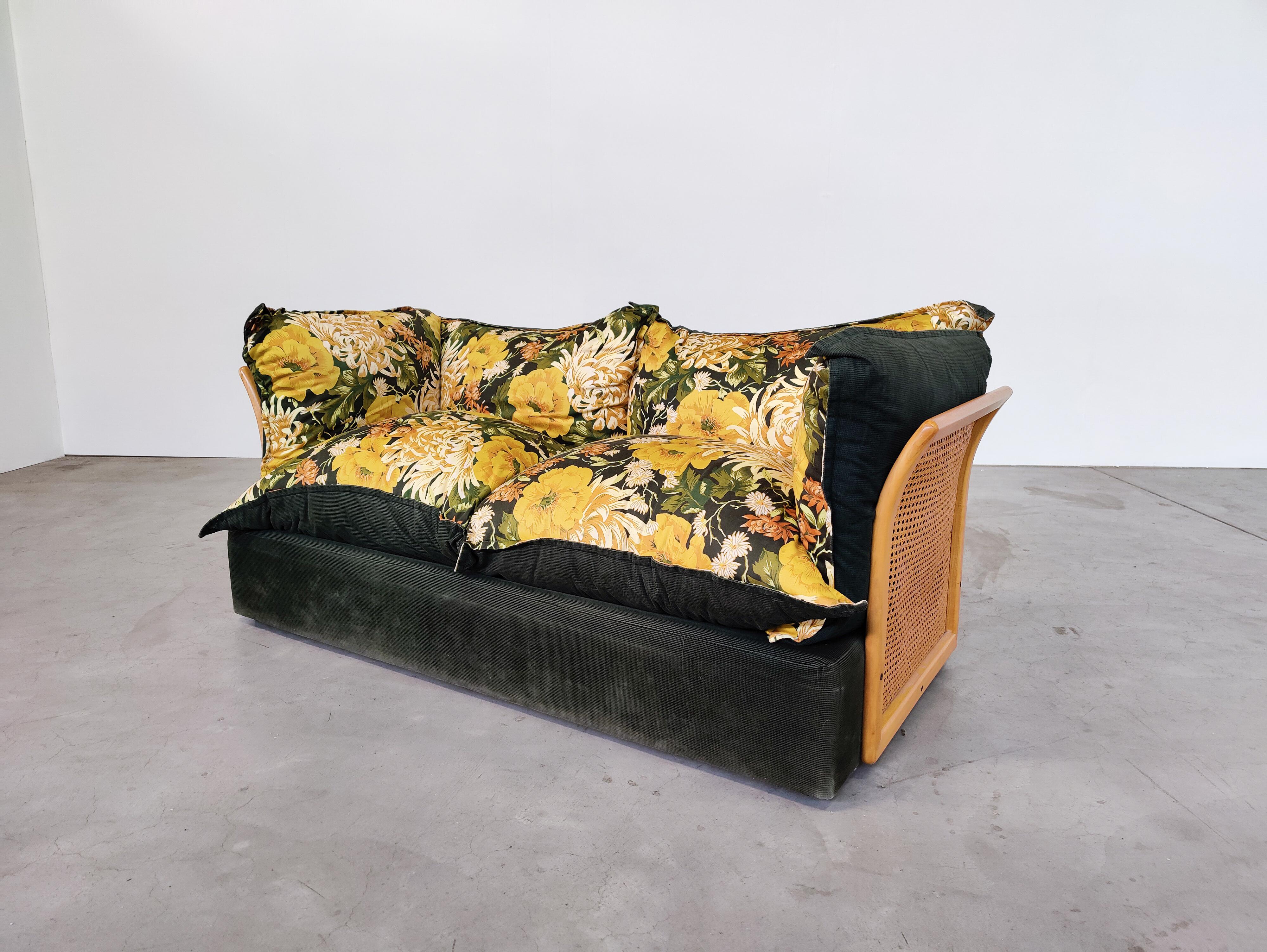 Mid-Century Modern Italian Sofa, Rattan and Original Fabric, 1970s For Sale 3