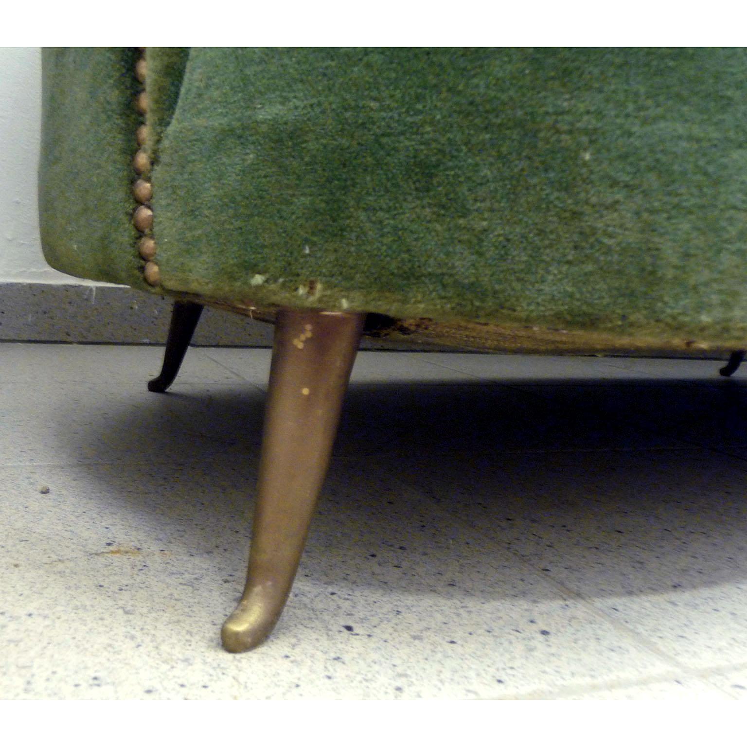 Mid-Century Modern Italian Sofa with Brass Feet by Gio Ponti for ISA, 1950s 3