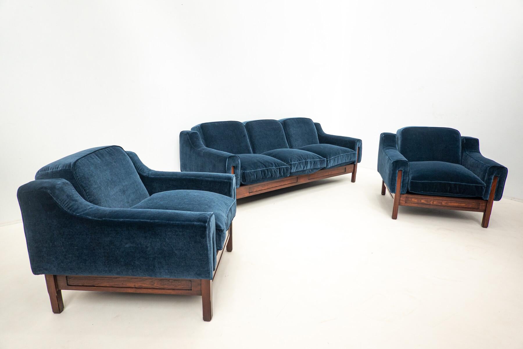 Mid-20th Century Mid-Century Modern Italian Sofa, Wood and Blue Velvet, 1960s