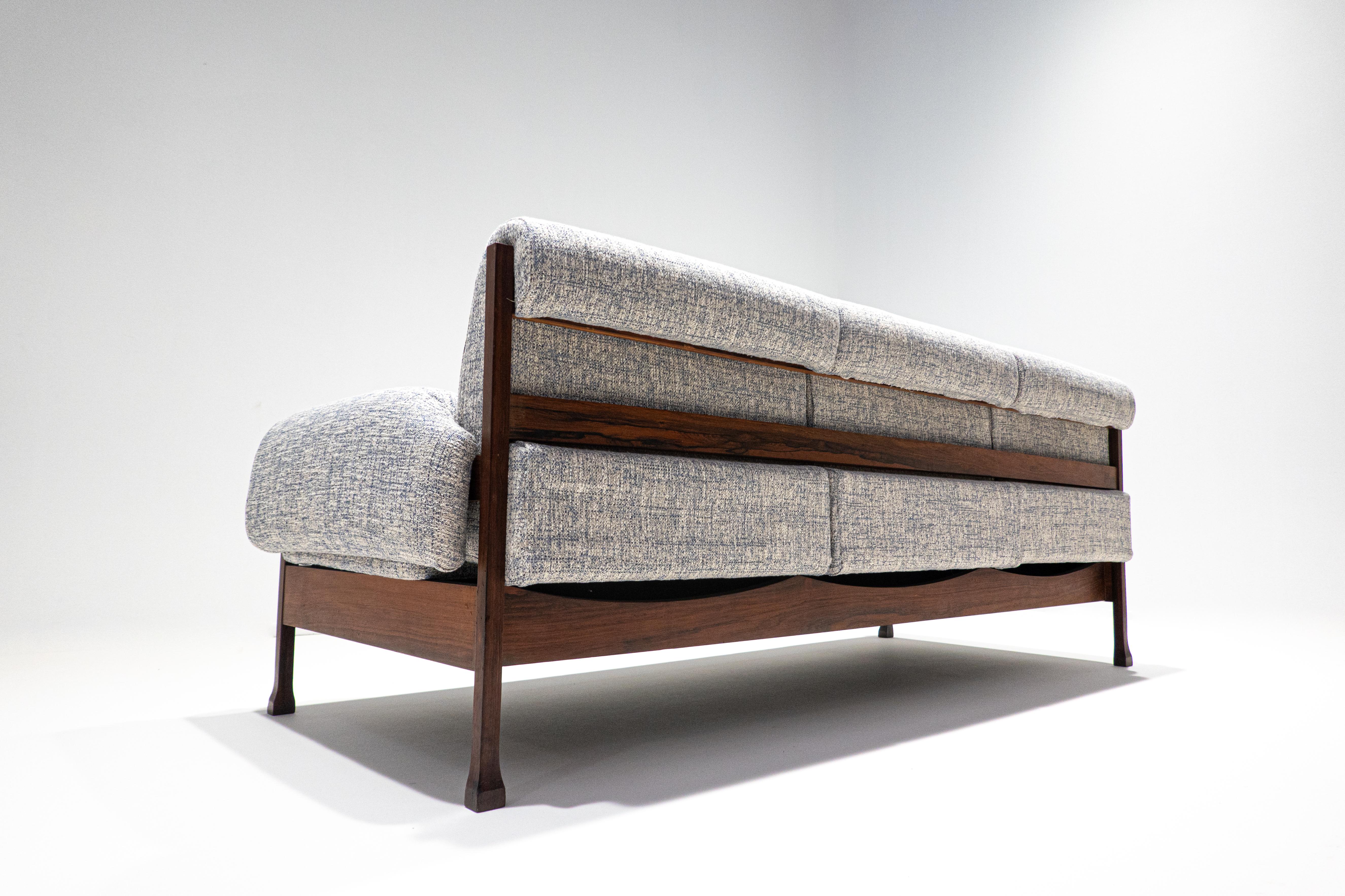 Mid-Century Modern Italian Sofa, Wood and Fabric, 1960s 5