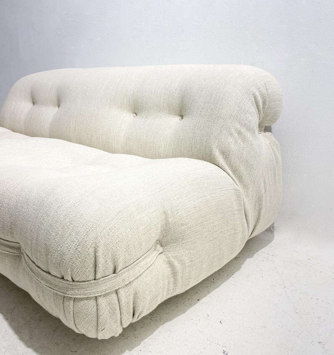 Canapé italien moderne du milieu du siècle, bois et tissu, années 1960 - New Upholstery
