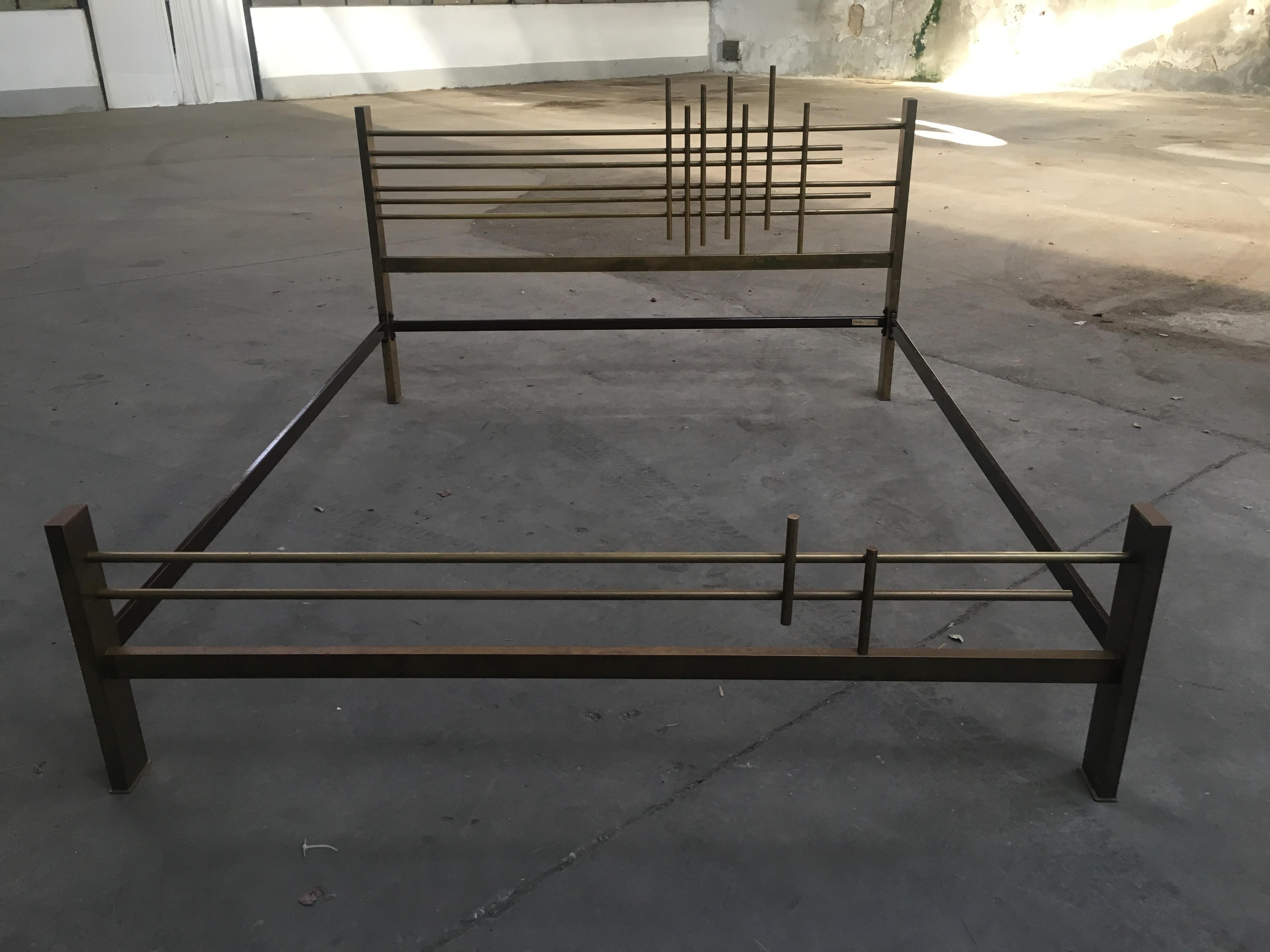 Mid-Century Modern Italian Solid Brass Double Bed by Pulli, 1960s In Good Condition In Prato, IT