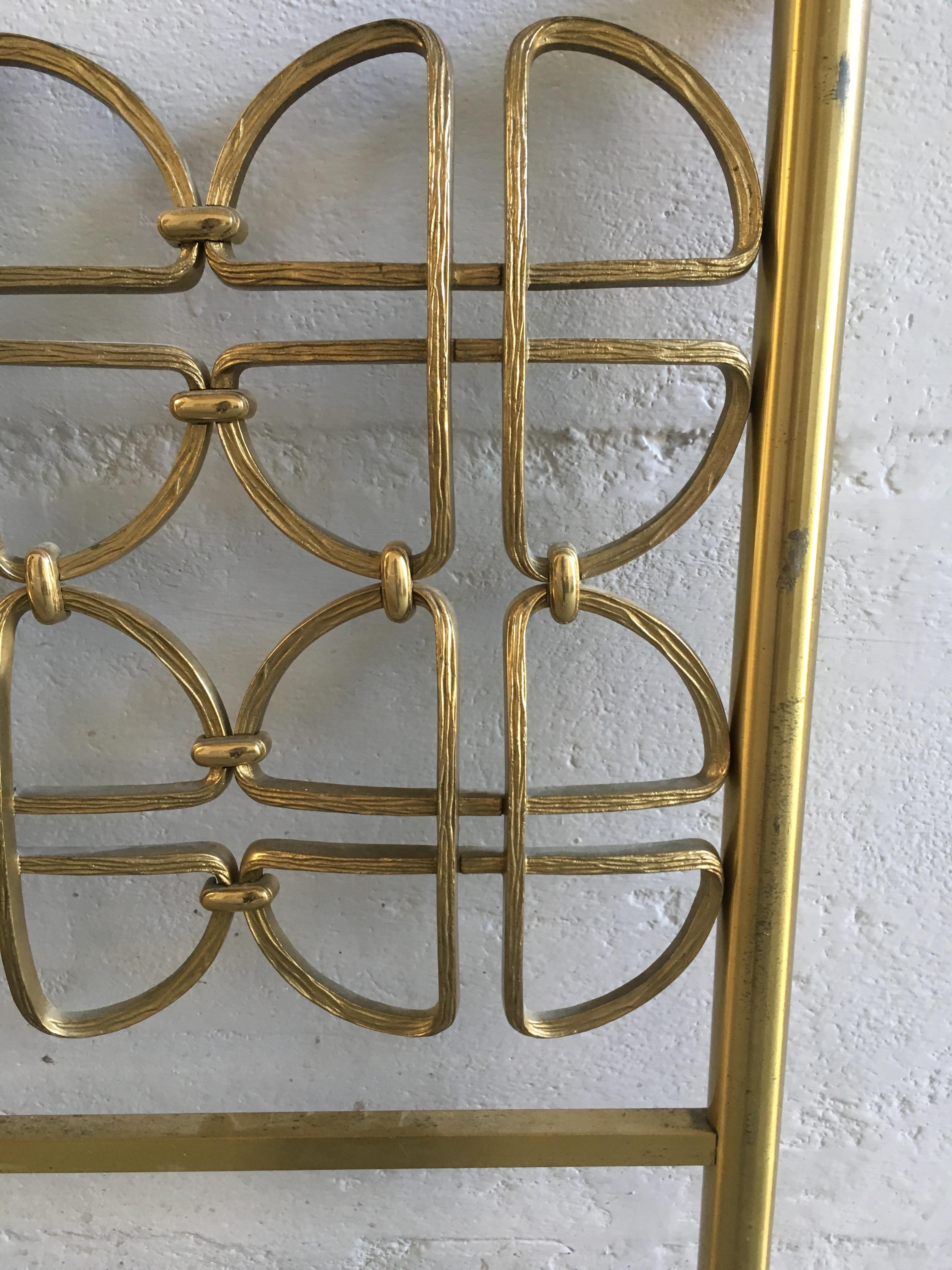 Mid-Century Modern Italian Solid Brass Double Bed in the Style of Borsani, 1970s (Ende des 20. Jahrhunderts)