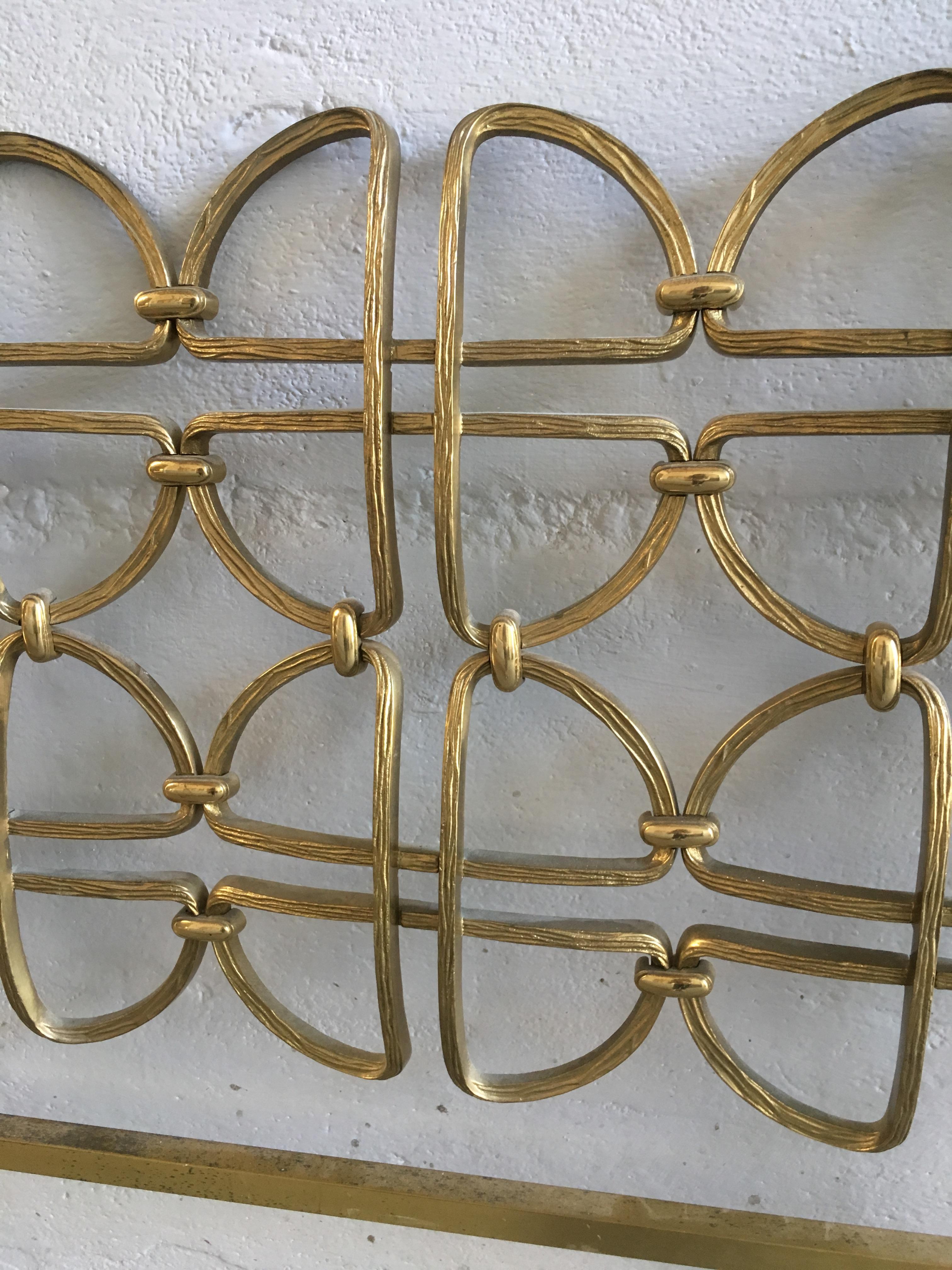 Mid-Century Modern Italian Solid Brass Double Bed in the Style of Borsani, 1970s (Messing)