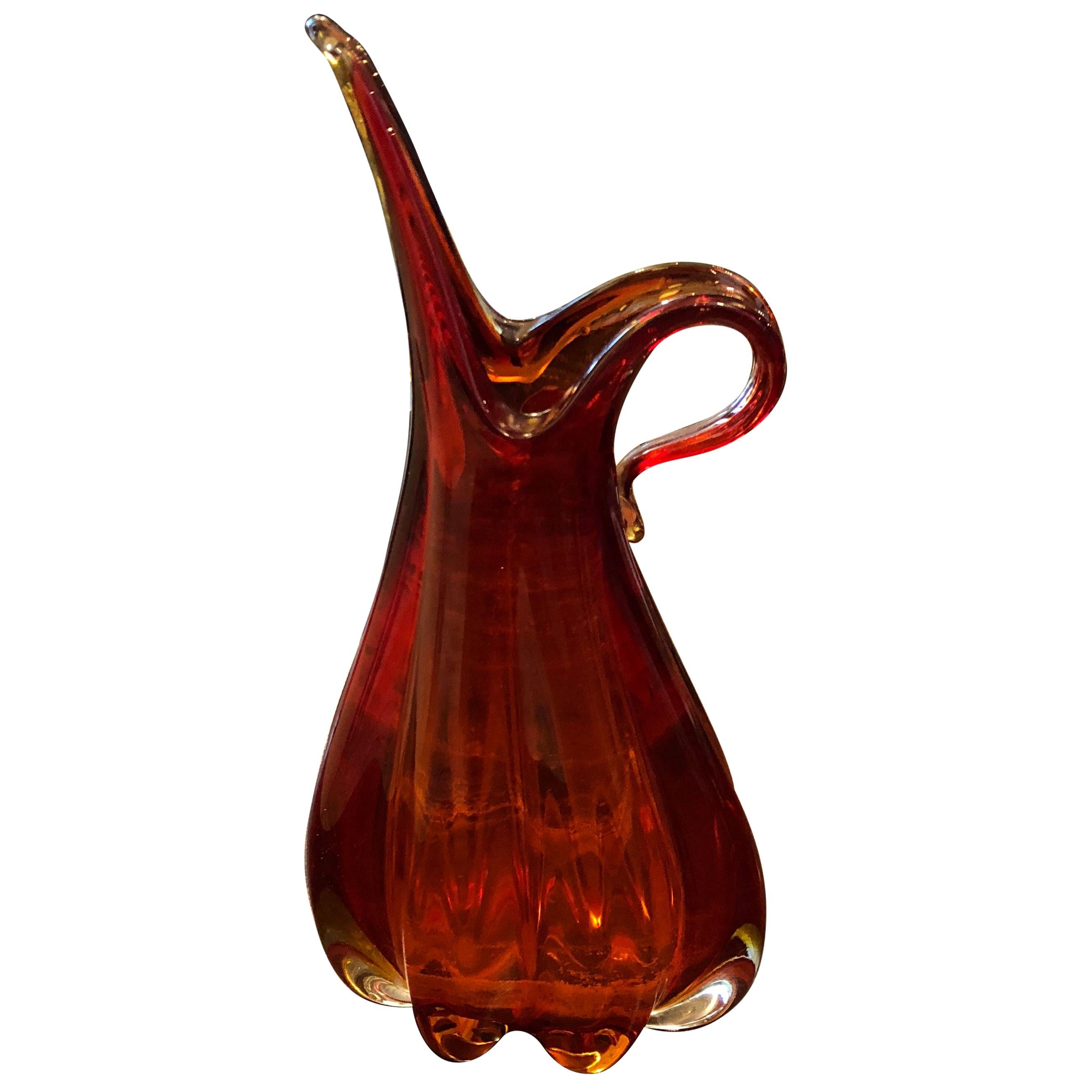 Eine 1960er Flavio Poli Mitte des Jahrhunderts Moderne italienische Sommerso Rot Murano Glas Vase im Angebot
