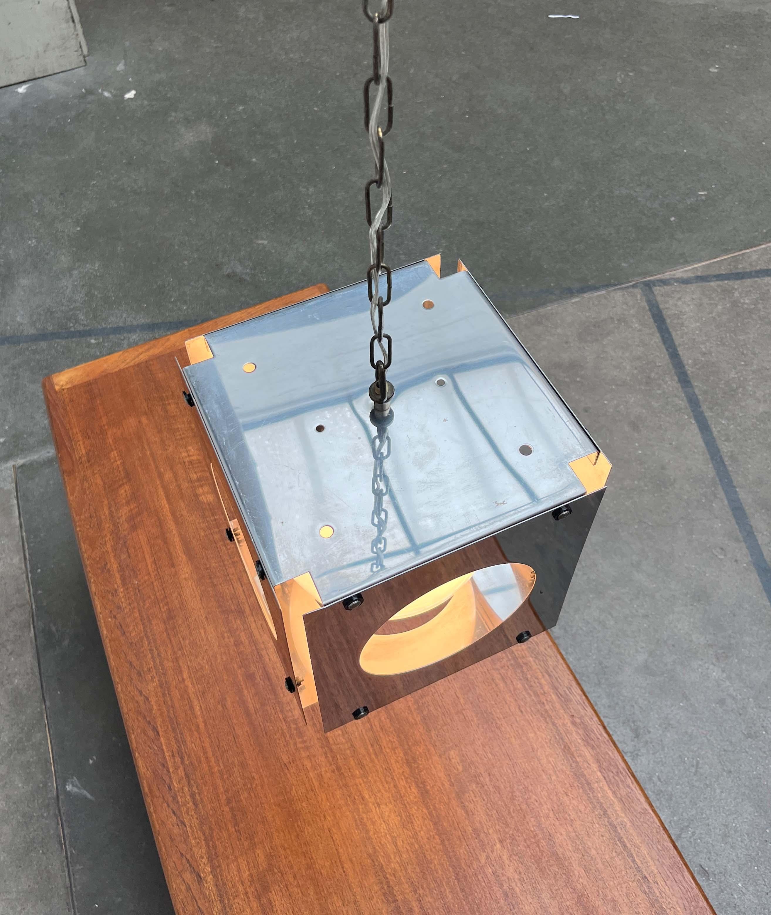 Metà XX secolo Lampada a sospensione a cubo di Goffredo Reggiani della Modern Age italiana di metà secolo in vendita