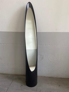 Moderner italienischer Standspiegel "Unghia" von Rodolfo Bonetto aus der Jahrhundertmitte:: 1970er Jahre