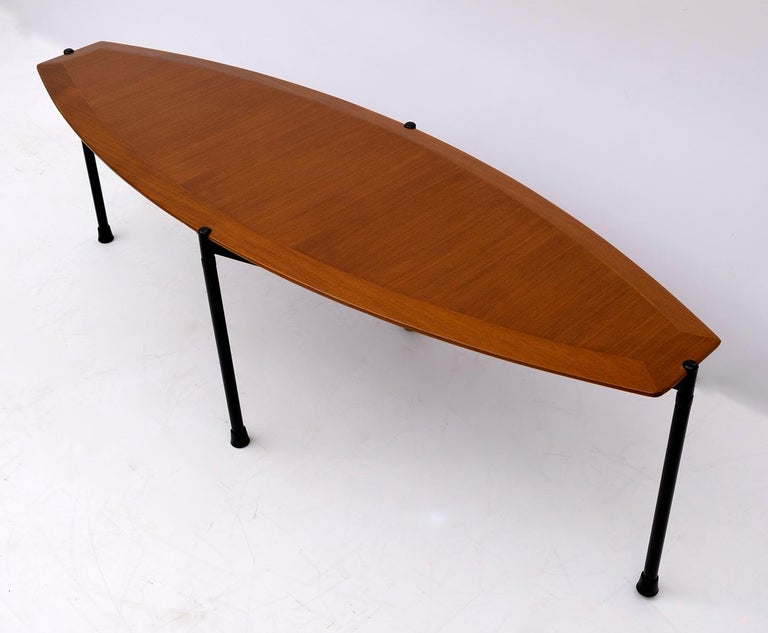 Metal Mid-Century Modern Italian Surfboard Coffee Table, 1970s For Sale