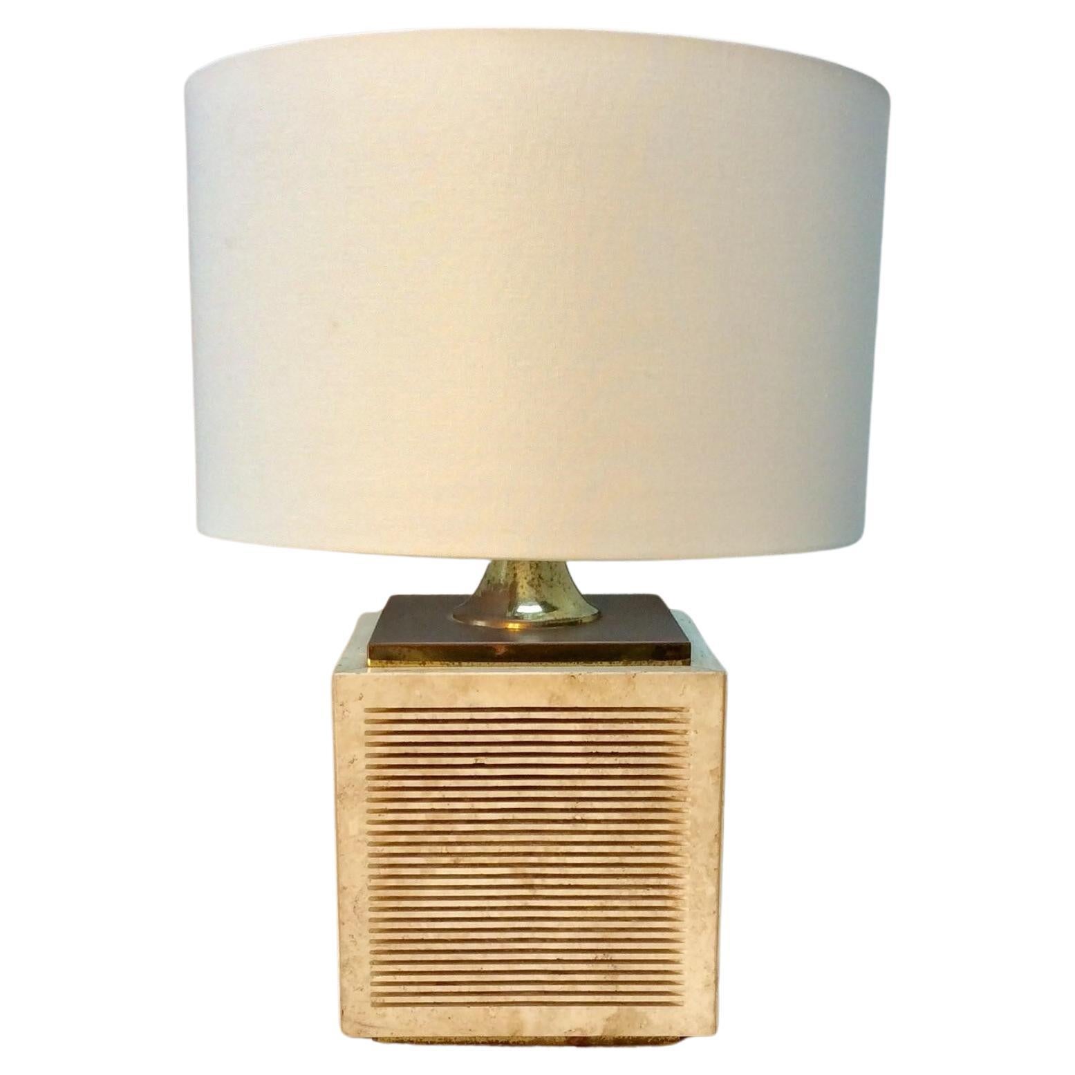 Mid-Century Modern Italian Table Lamp Attributed to Fratelli Mannelli For Sale