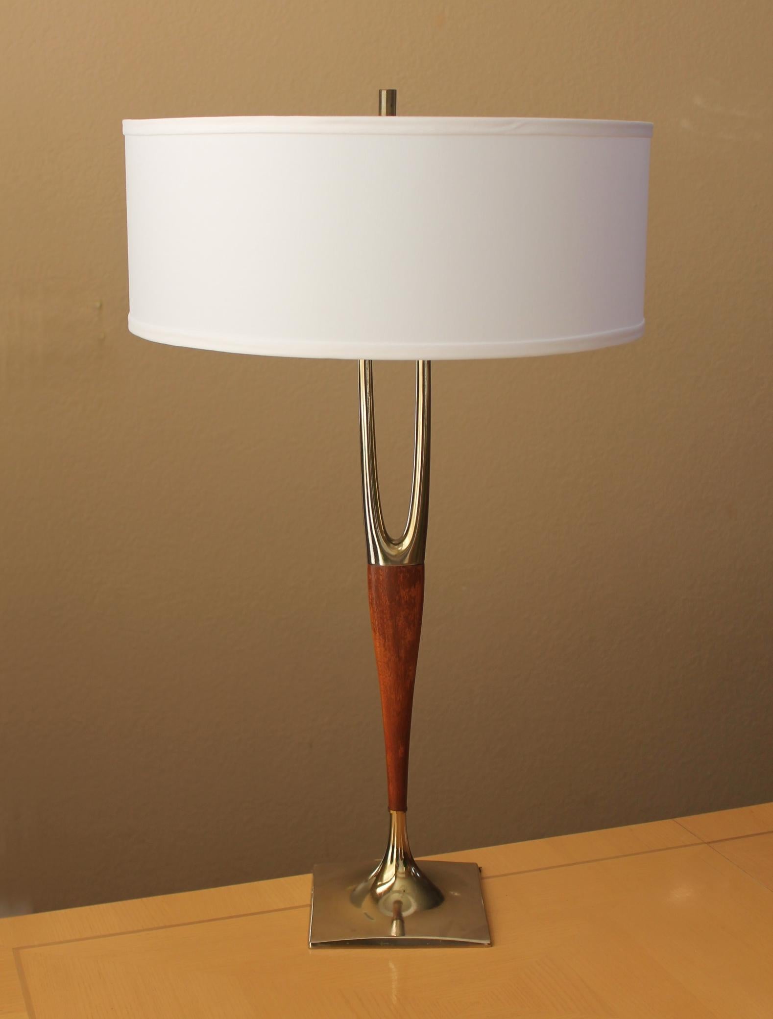 Mid Century Modern Italian Table Lamp by Tempestini for Laurel! Teak Brass 50s 2