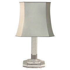 Lampada da tavolo italiana moderna di metà secolo in lucite e plexiglass, Italia, anni '70