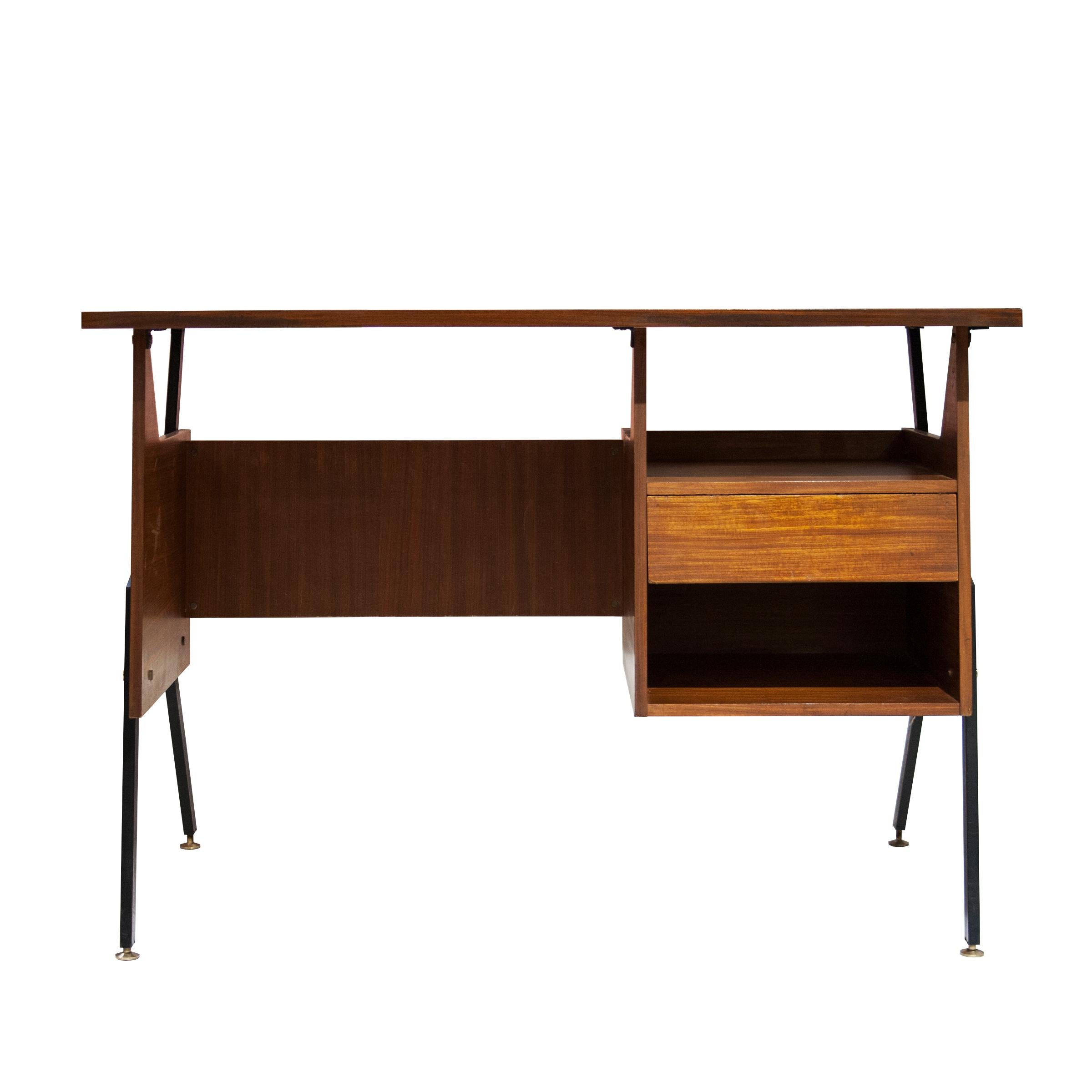 Metal Mid-Century Modern Italian Teak Desk with Lacquered Brass Structure, Italy, 1950 For Sale
