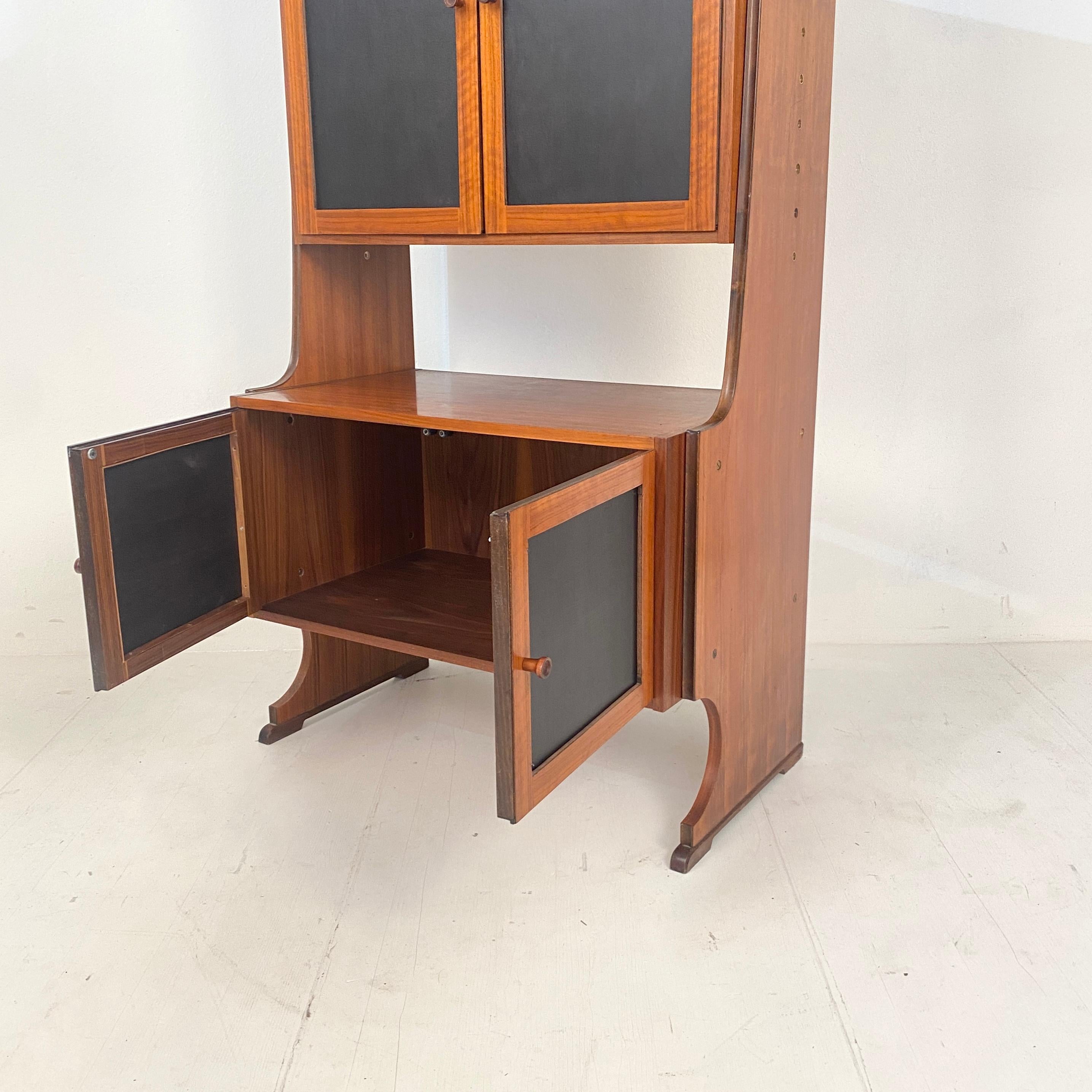 Mid Century Modern Italian Teak Shelf / Bookcase, Around 1960 For Sale 5