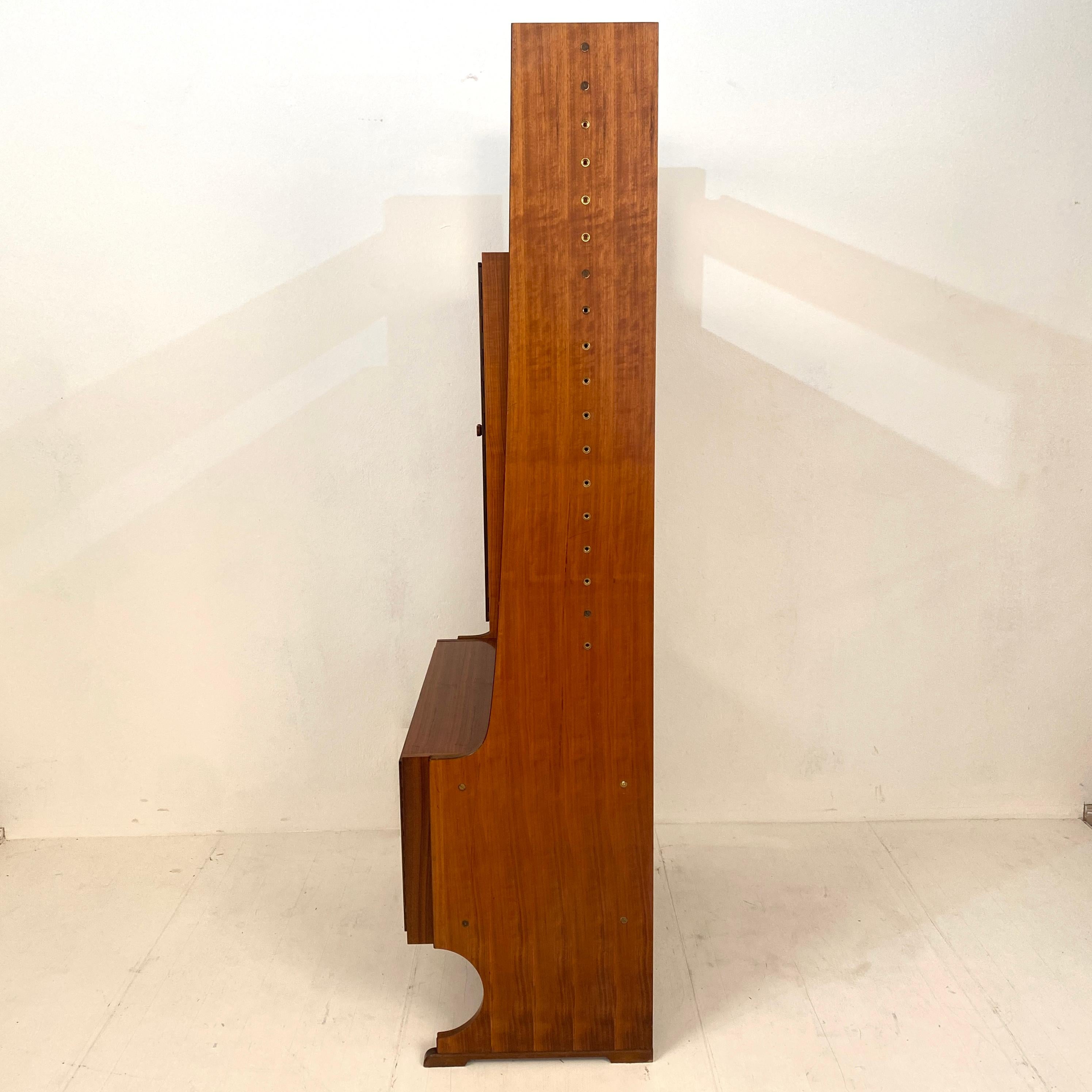 Mid Century Modern Italian Teak Shelf / Bookcase, Around 1960 For Sale 2