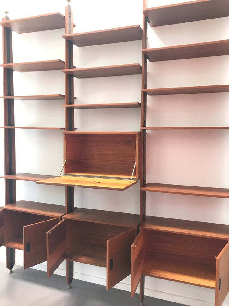 MidCentury Modern Italian Teak Shelves Bookcase by La Dei