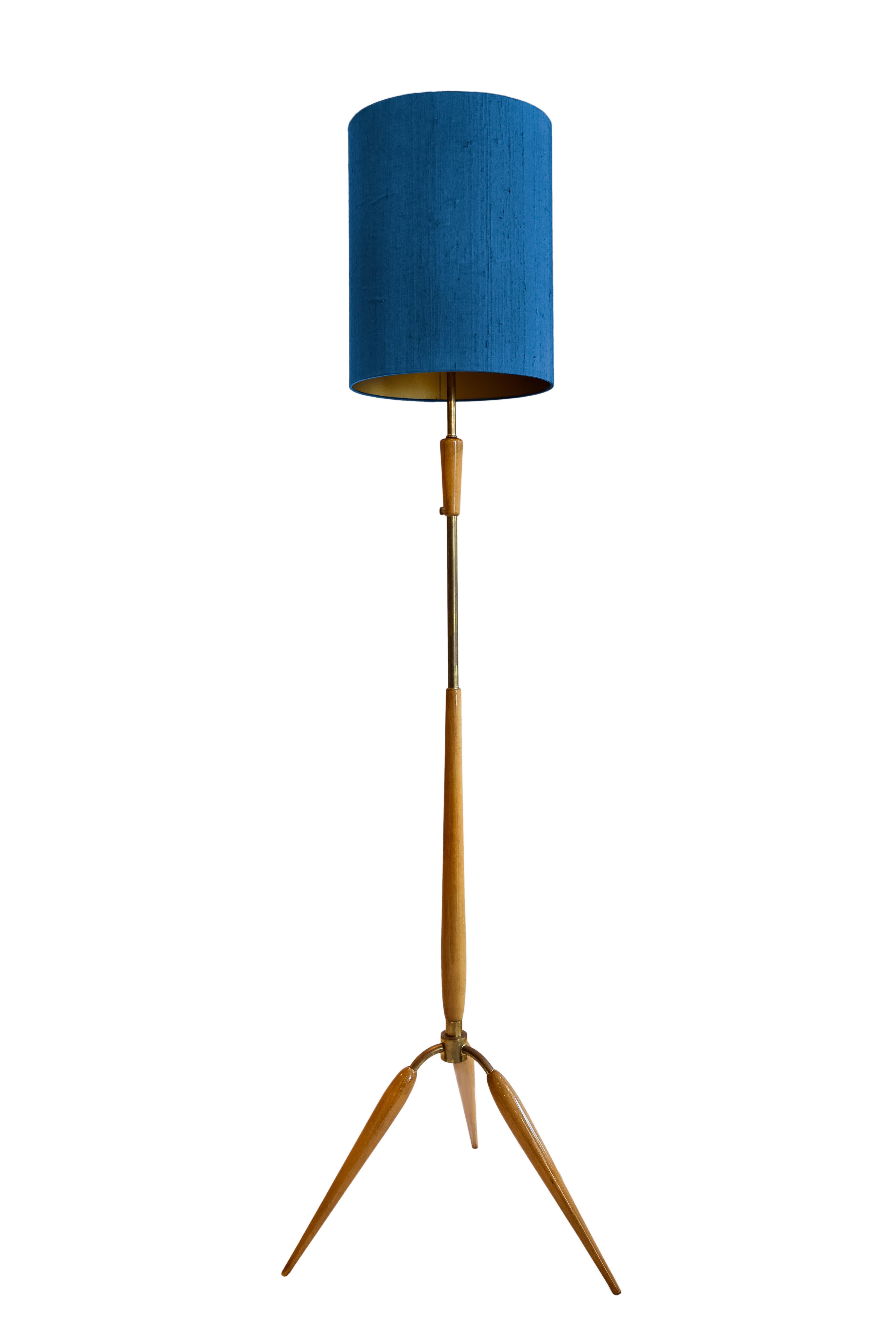 exceptionally beautiful Mid-Century Modern tripod floor lamp Haus