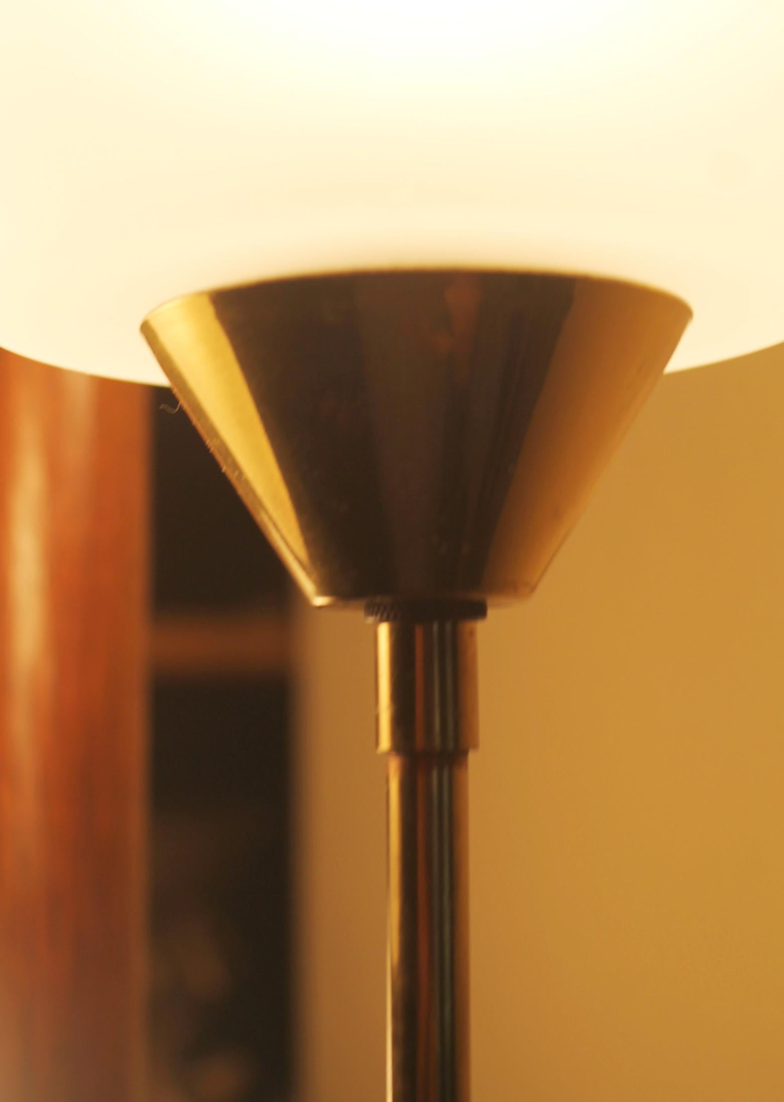 Lampe à tension italienne moderne du milieu du siècle dernier par Tempestini pour Laurel ! Teck années 50 en vente 4