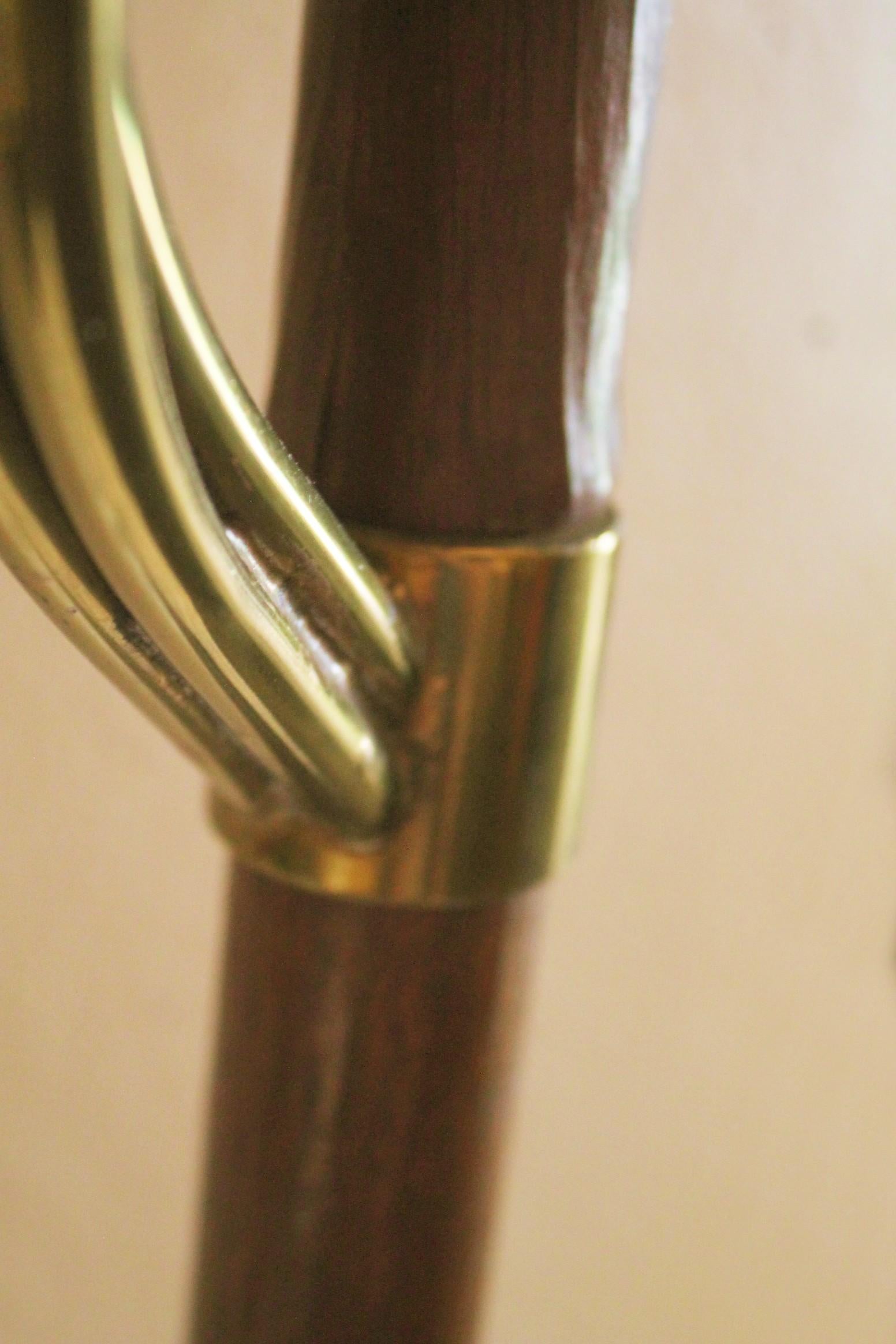 Sculpté à la main Lampe à tension italienne moderne du milieu du siècle dernier par Tempestini pour Laurel ! Teck années 50 en vente