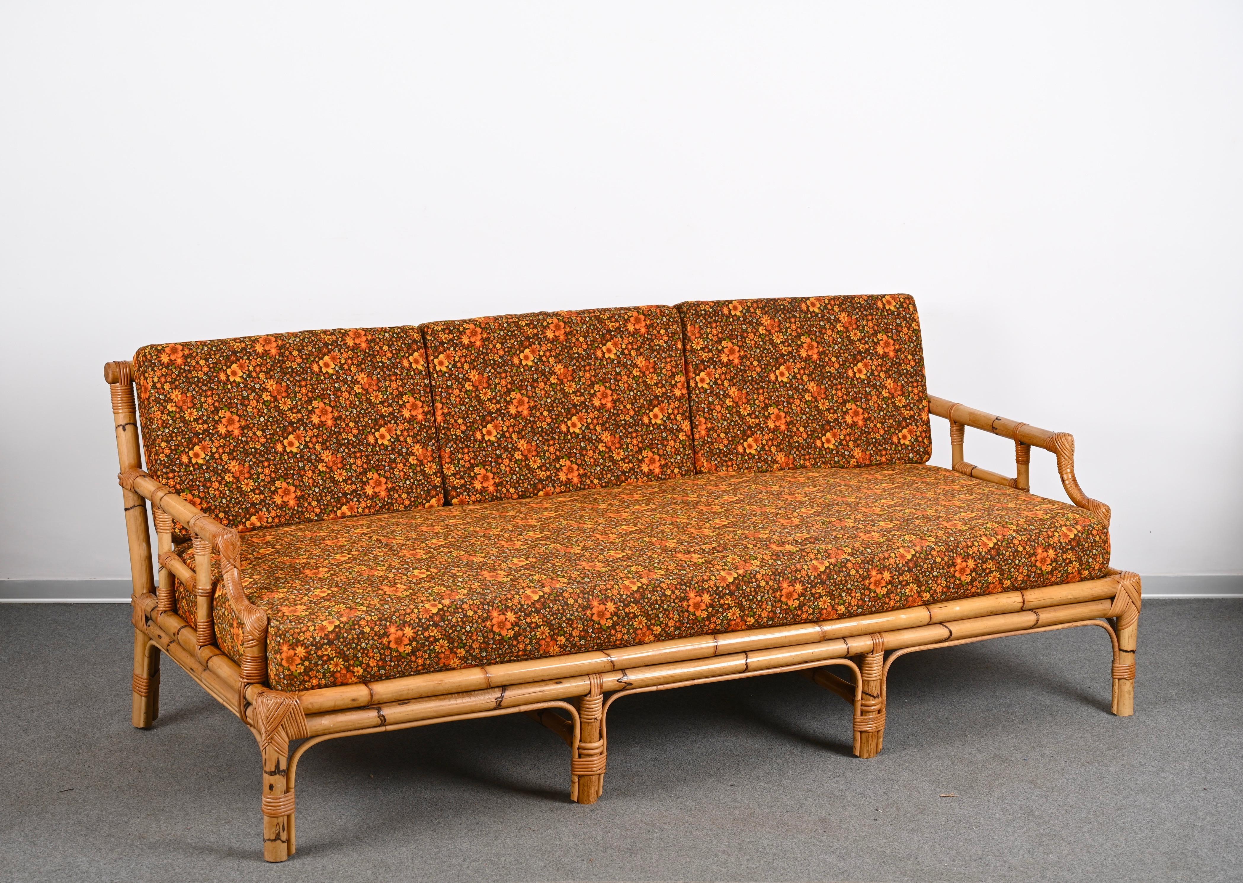 20th Century Mid-Century Modern Italian Three-Seat Rattan and Bamboo Sofa, 1970s For Sale