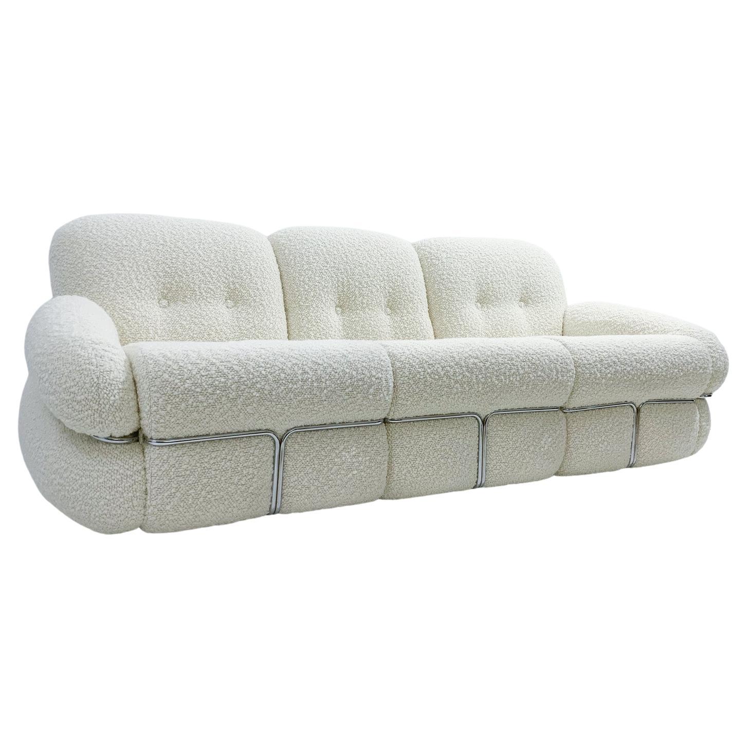 Mid-Century Modern Italian Three-Seater Sofa, White Bouclette Fabric, 1970s For Sale