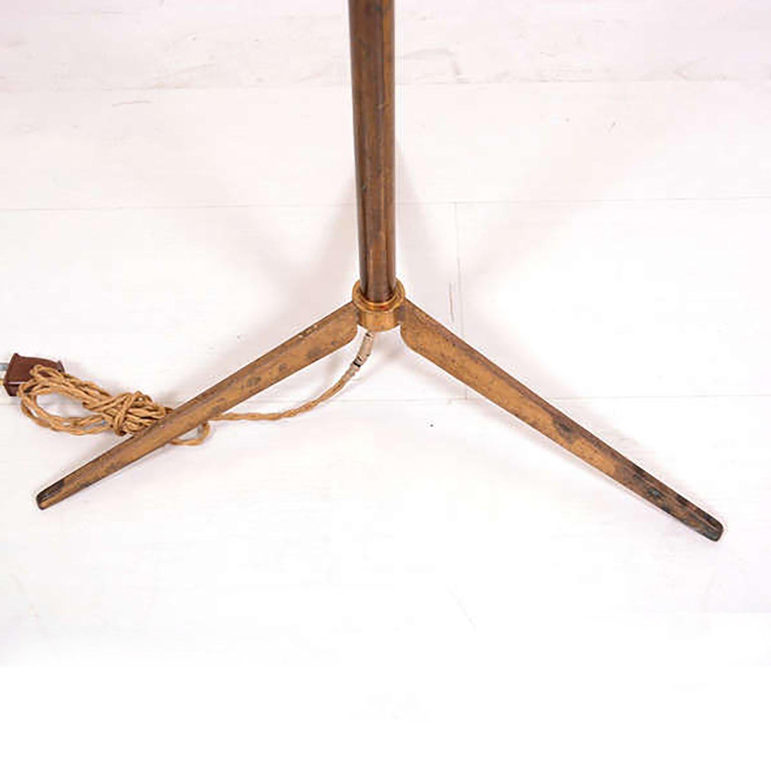 Mid Century Modern Italian Triennale Brass Floor Lamp 1