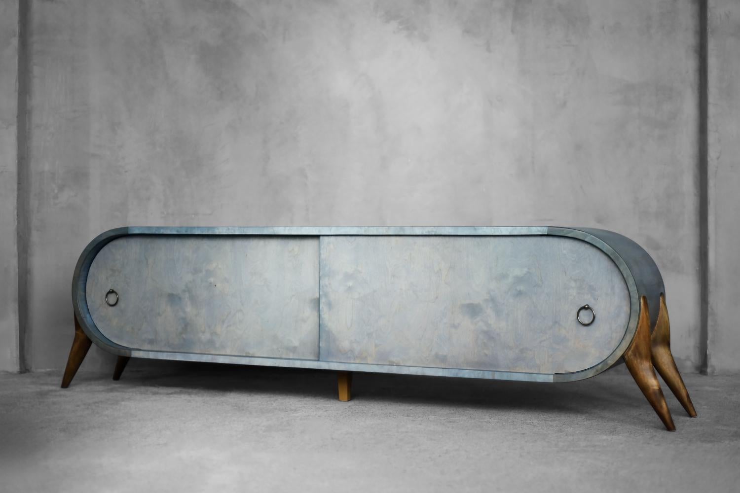 Mid-Century Modern Italian Turquoise Streamline Sideboard in Birch, 1960s en vente 10