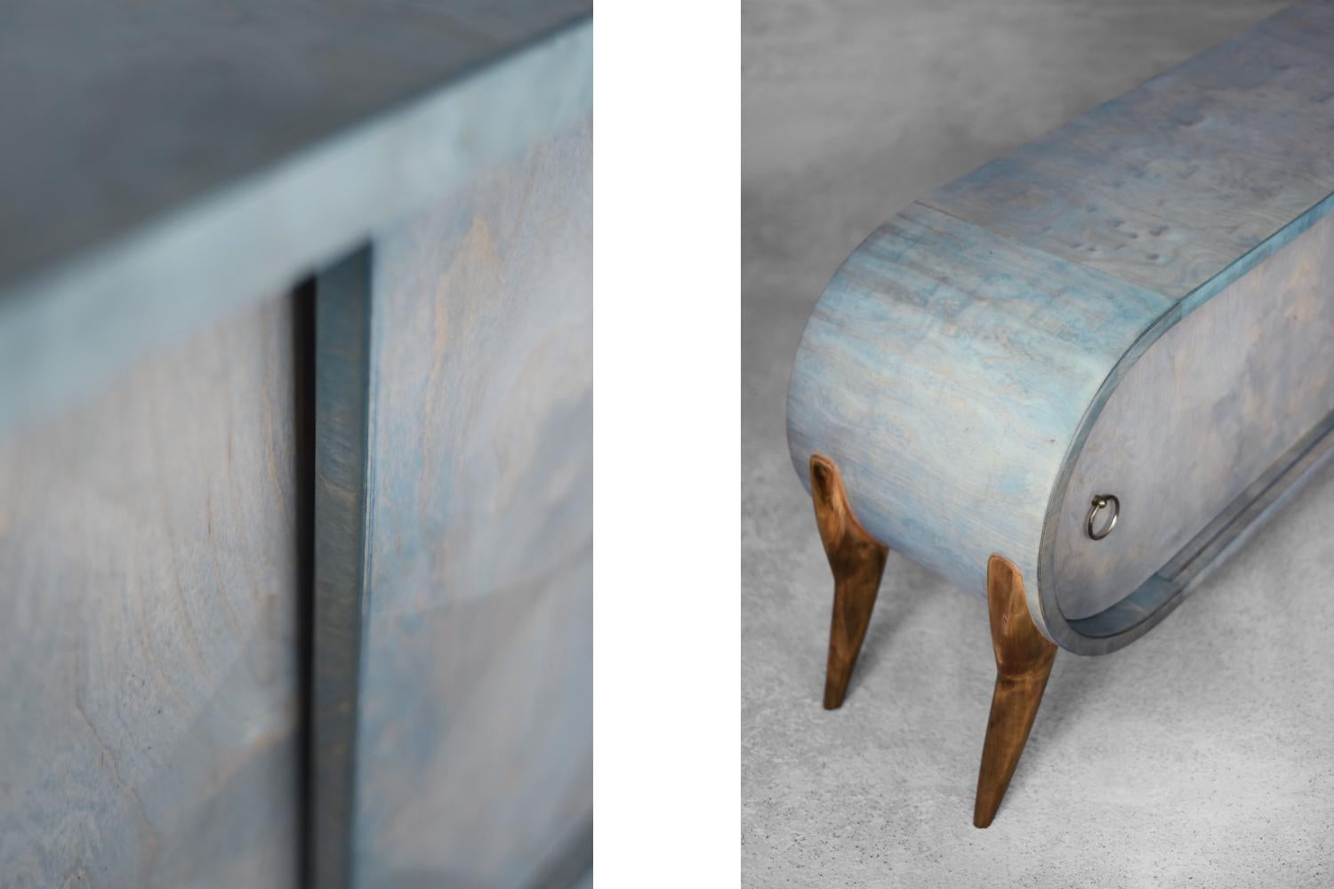 Mid-Century Modern Italian Turquoise Streamline Sideboard in Birch, 1960s en vente 2