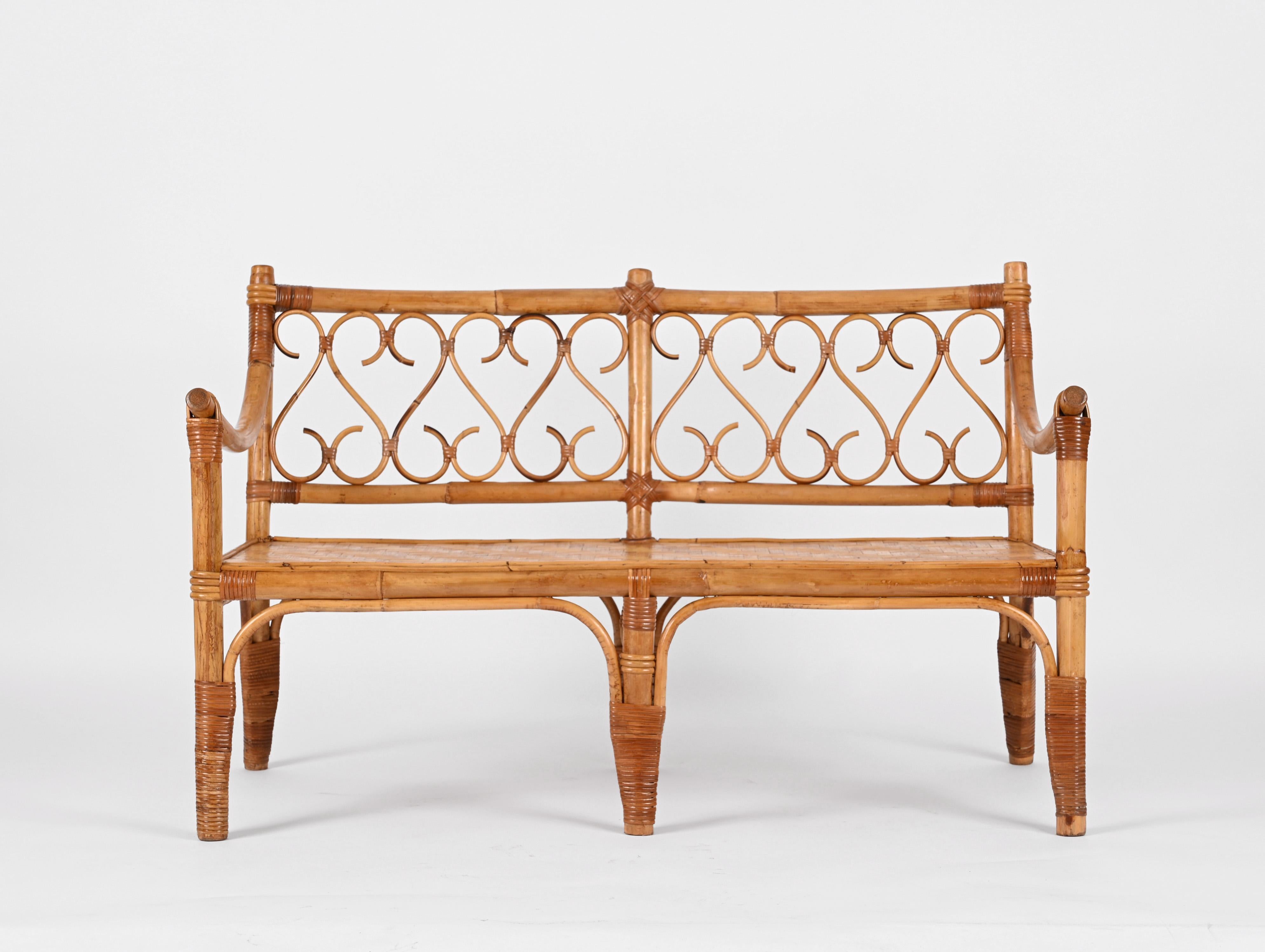 Mid-Century Modern Italian Two-Seat Rattan and Bamboo Sofa, 1970s For Sale 2