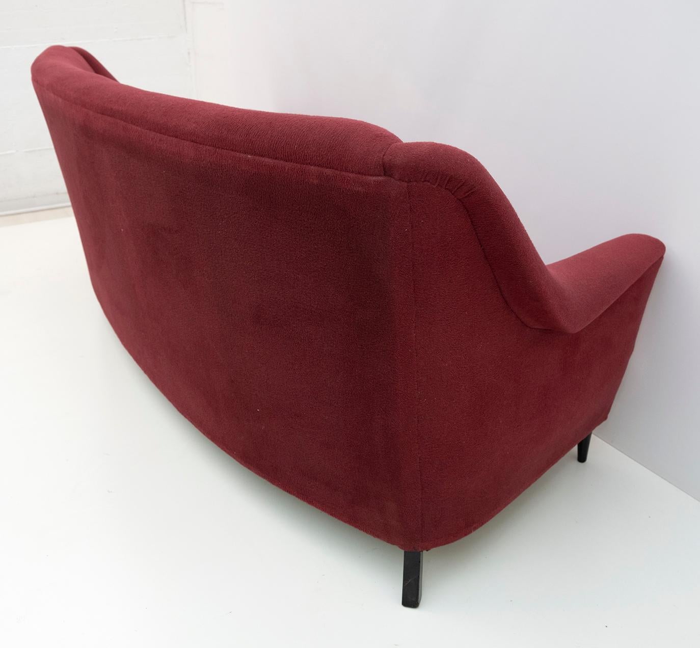 Mid-Century Modern Italian Velvet Curved Sofa, 1950s 8