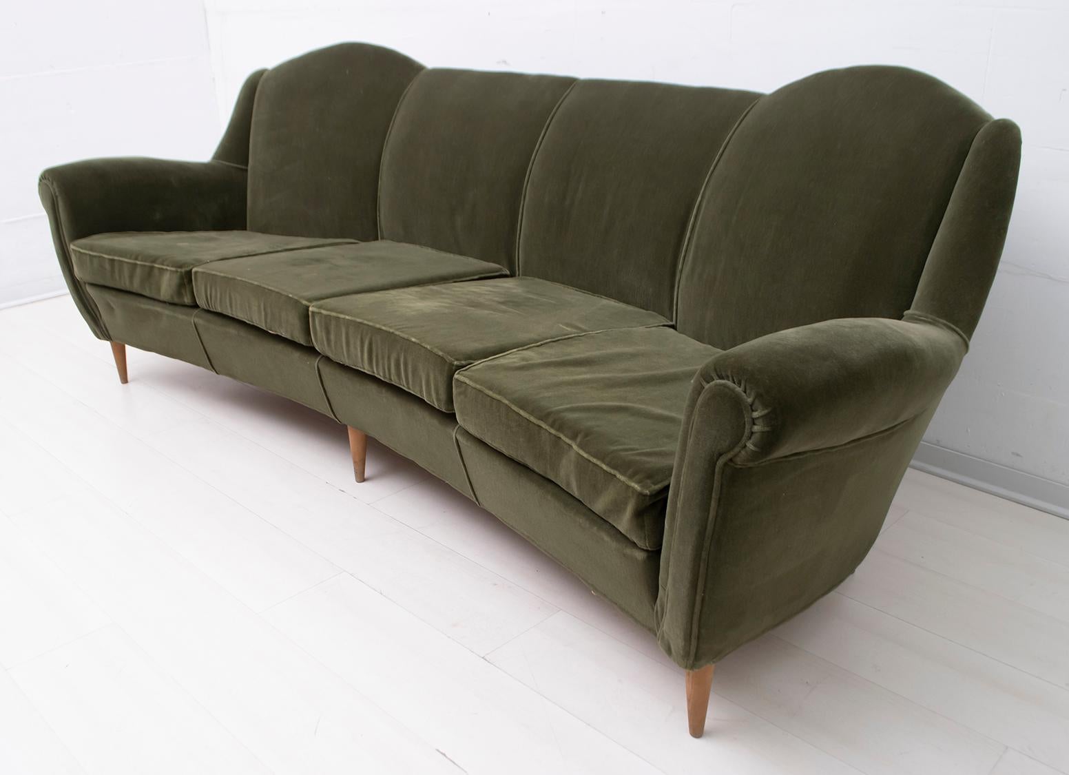 Mid-20th Century Mid-Century Modern Italian Velvet Curved Sofa, 1950s For Sale