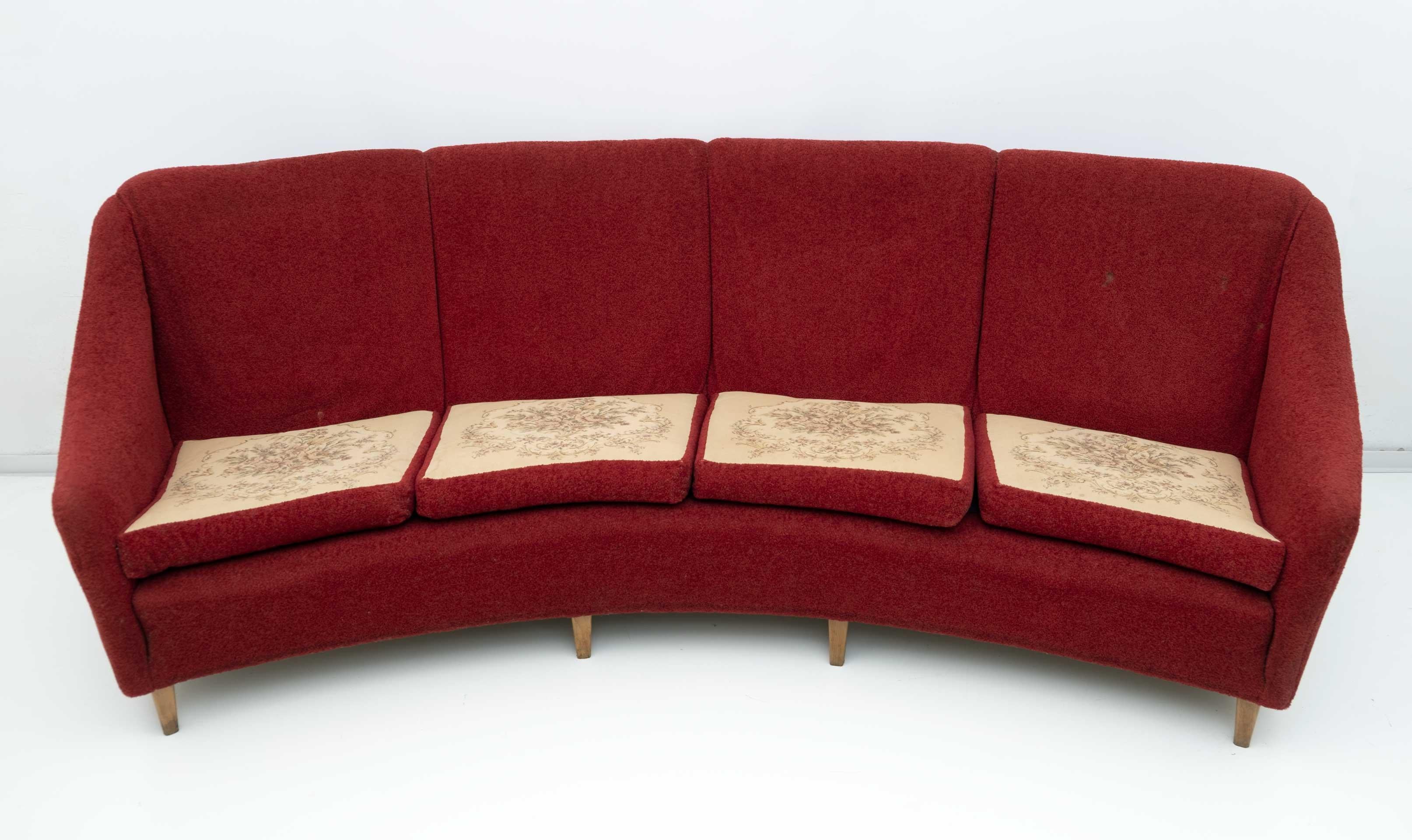 Chenille Mid-Century Modern Italian Velvet four Seater Curved Sofa, 1950s For Sale
