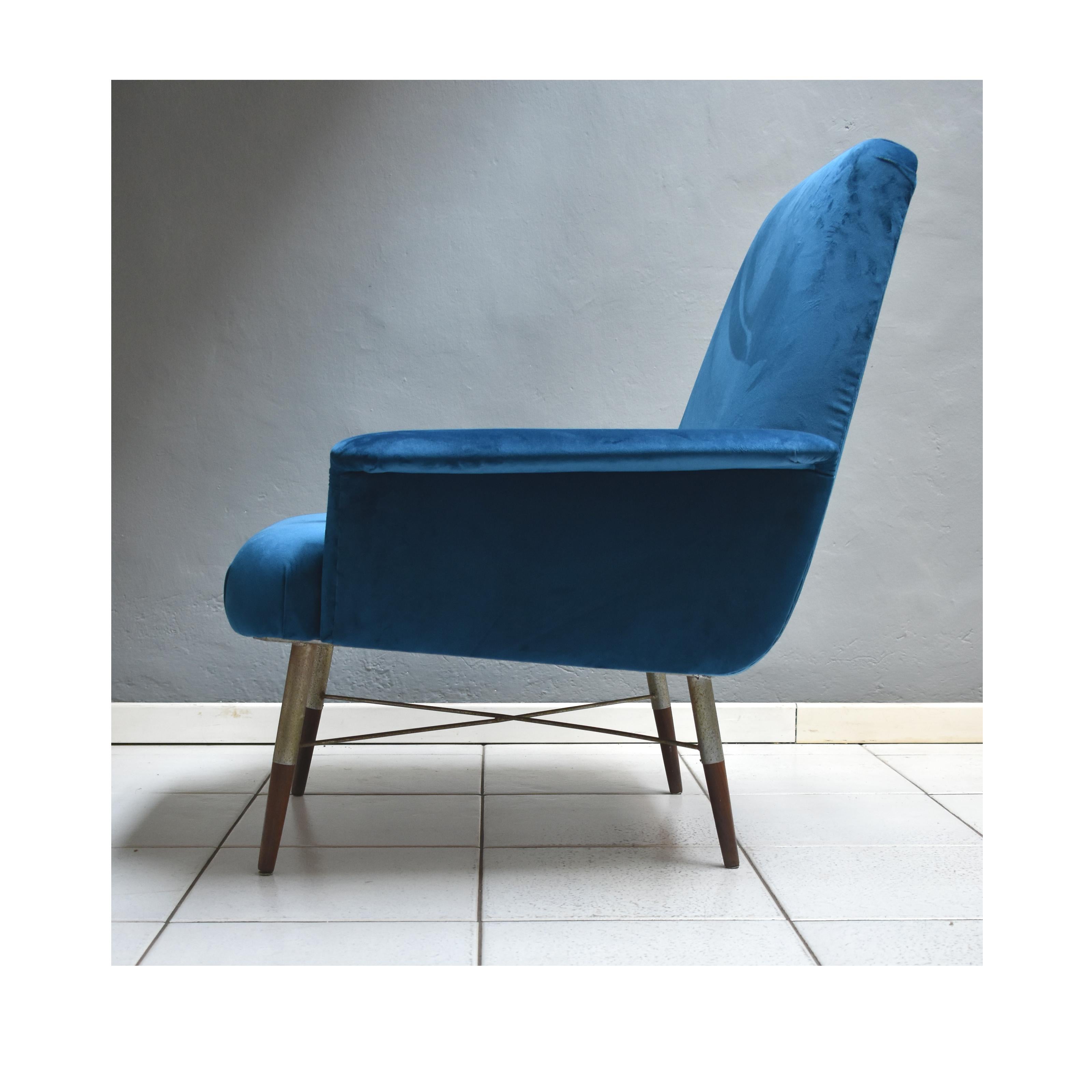 Mid-Century Modern Italian Vintage 1960s Armchair, Upholstery Petrol Blue Velvet 4