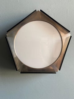 Lámpara de pared italiana moderna de mediados de siglo con cristales ahumados de Veca, años 70