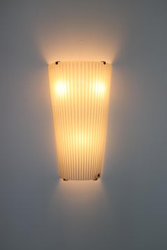 Mid-Century Modern Wall Light Murano Blown White Glass with Grooved Surface