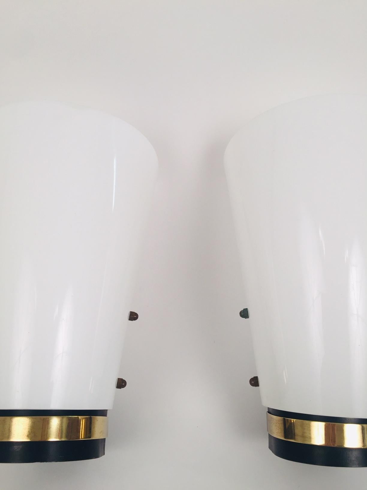 Mid-20th Century Mid-Century Modern Italian Wall Lights, 1960s For Sale