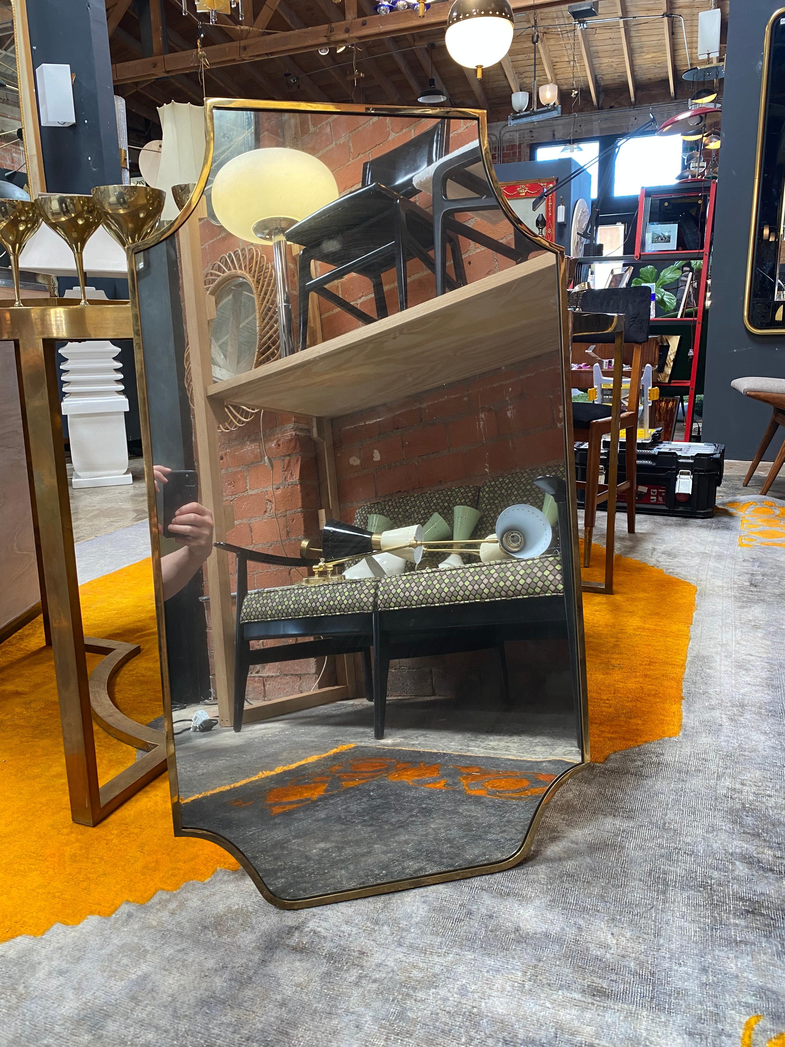 Mid-Century Modern Italian Wall Mirror, 1970s In Good Condition In Los Angeles, CA