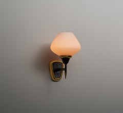 Mid-Century Modern Italian Wall Sconce in Brass and Opaline Glass